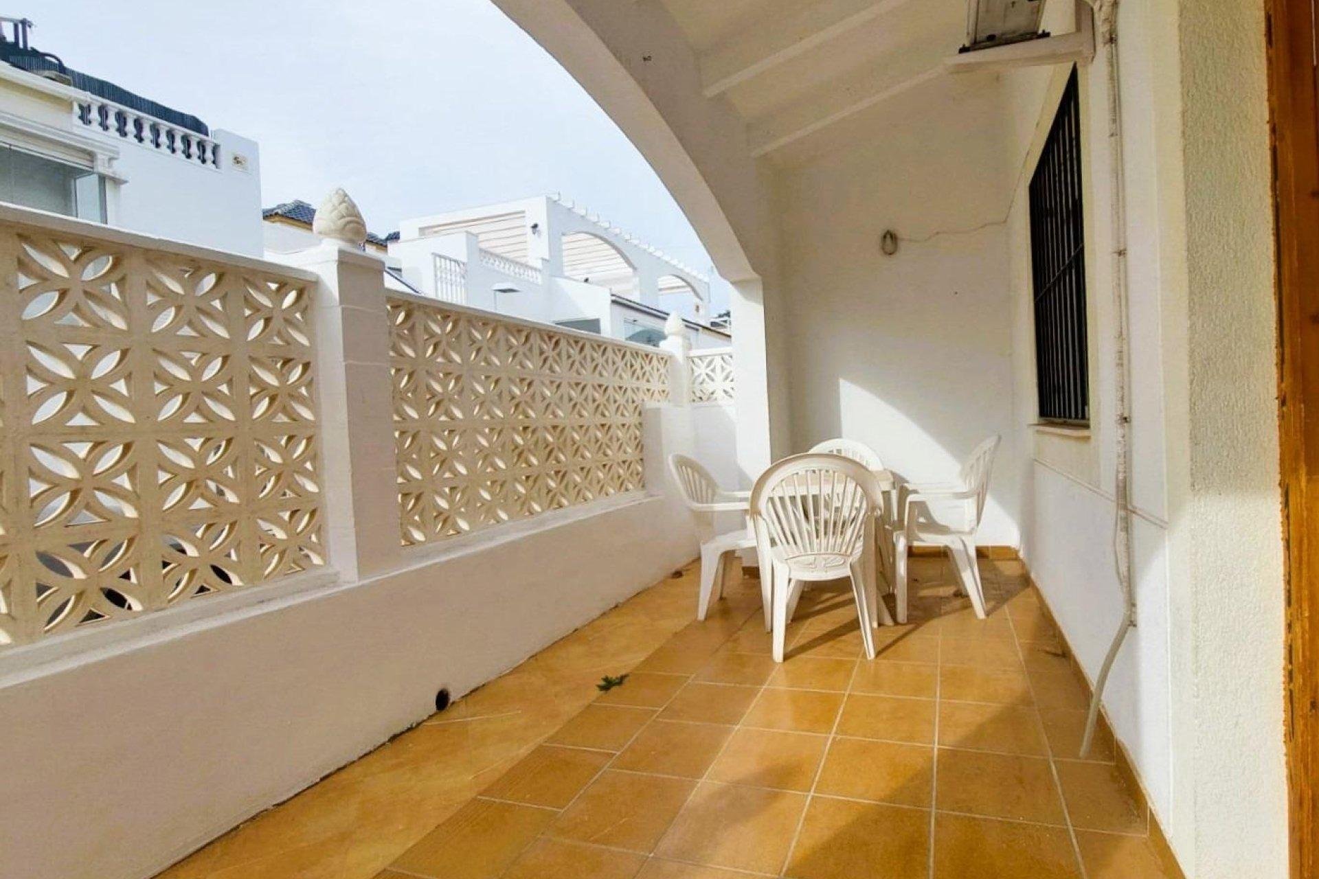 Segunda mano - Adosado -
Torrevieja - Los Balcones - Los Altos del Edén