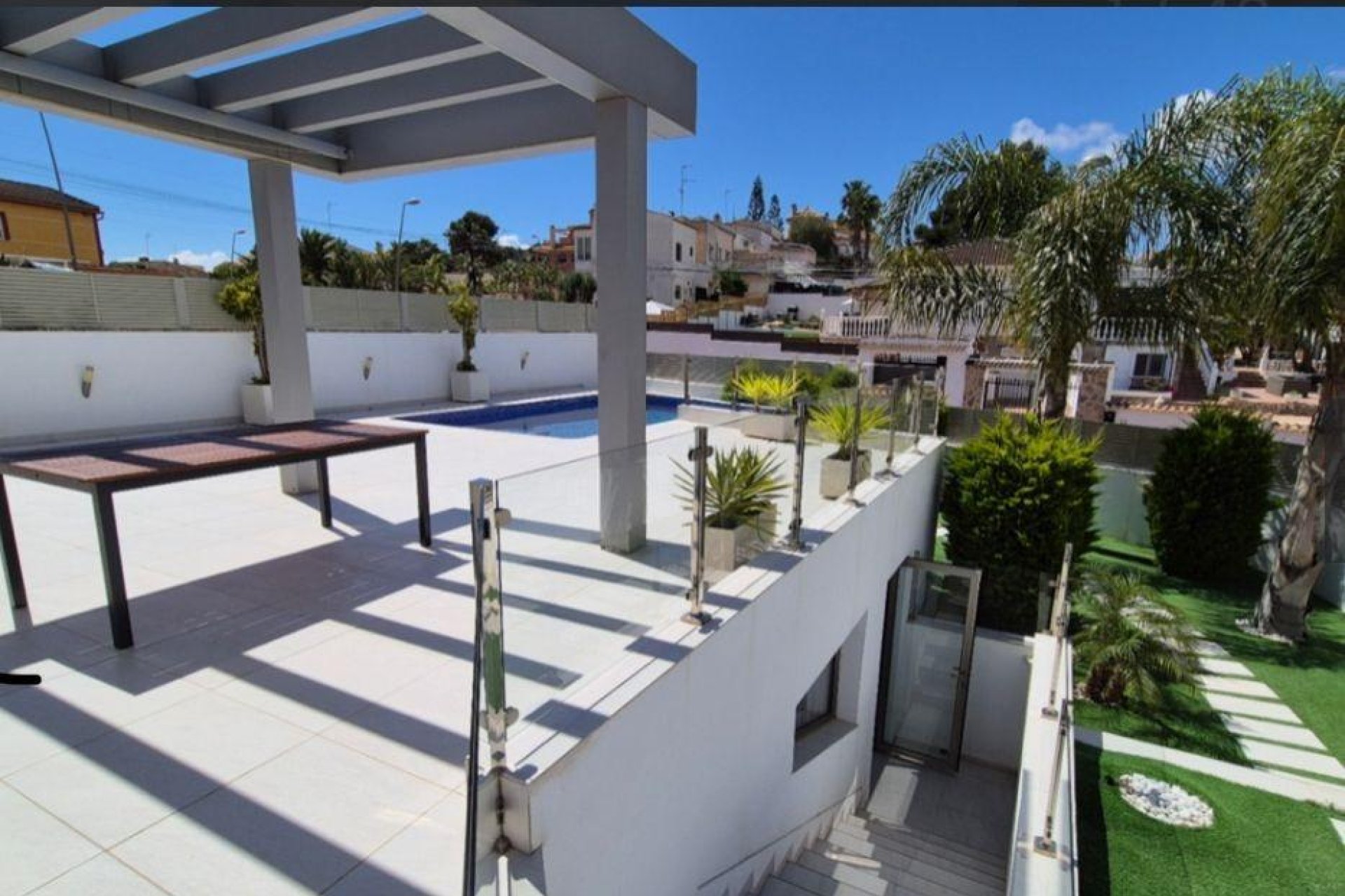 Segunda mano - Adosado -
Torrevieja - Los balcones