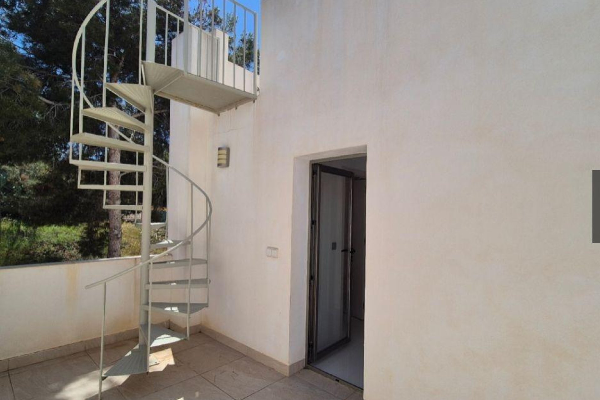 Segunda mano - Adosado -
Torrevieja - Los balcones