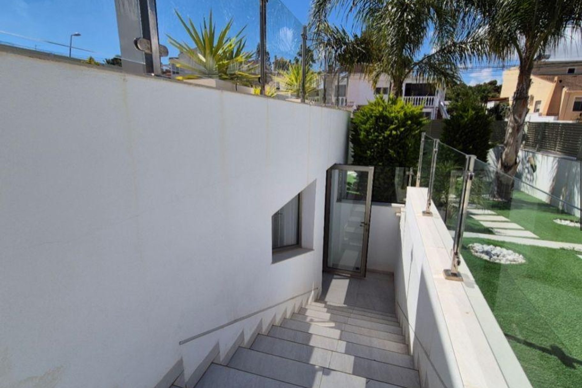 Segunda mano - Adosado -
Torrevieja - Los balcones