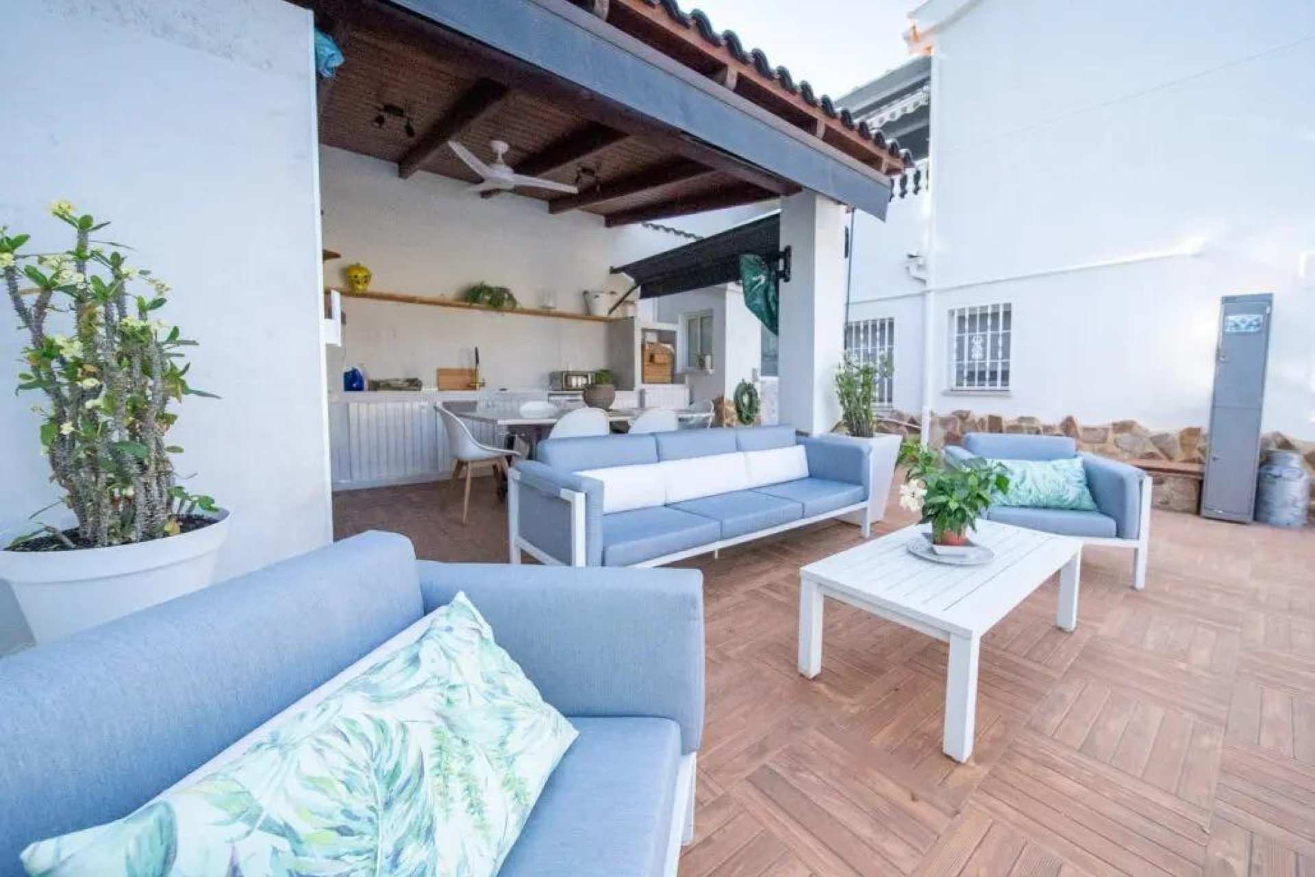 Segunda mano - Adosado -
Torrevieja - Los balcones