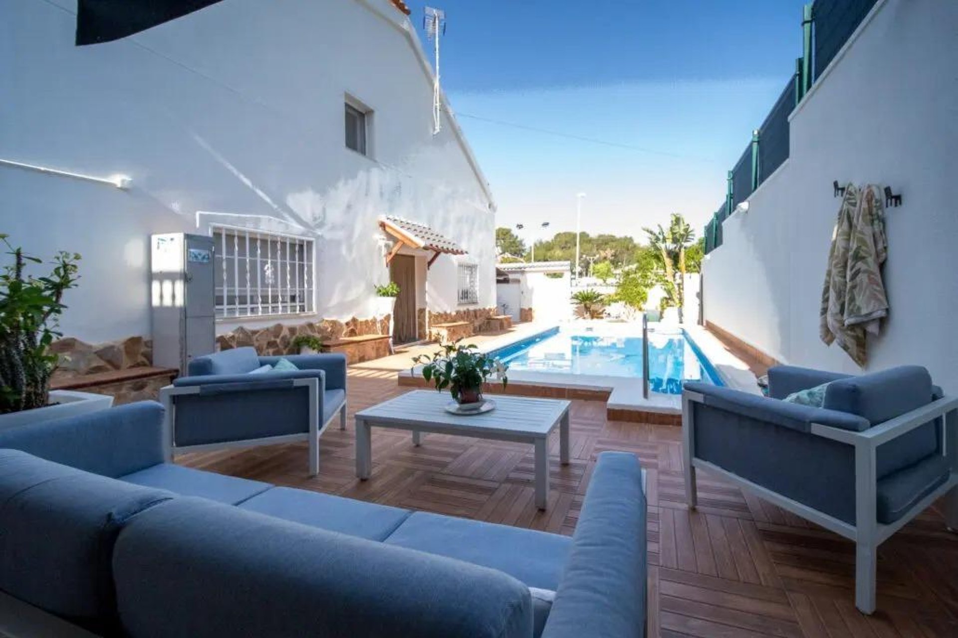 Segunda mano - Adosado -
Torrevieja - Los balcones