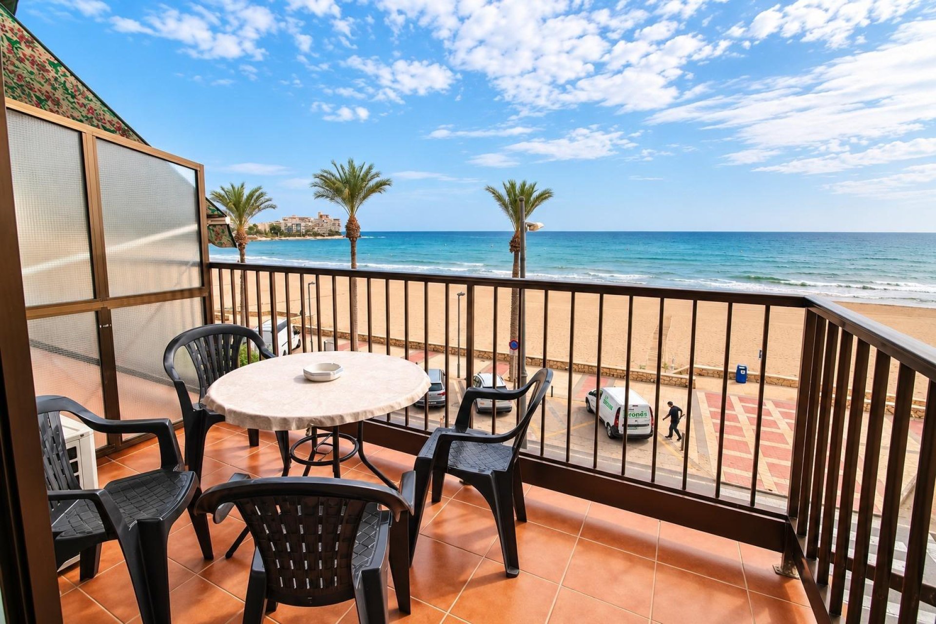 Segunda mano - Apartamento -
El Campello - Playa Muchavista