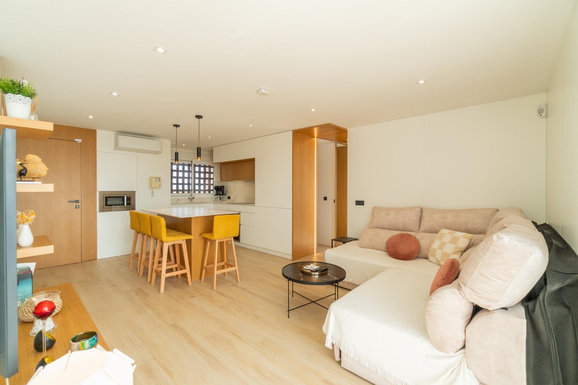 Segunda mano - Apartamento -
Guardamar del Segura - Puerto Deportivo