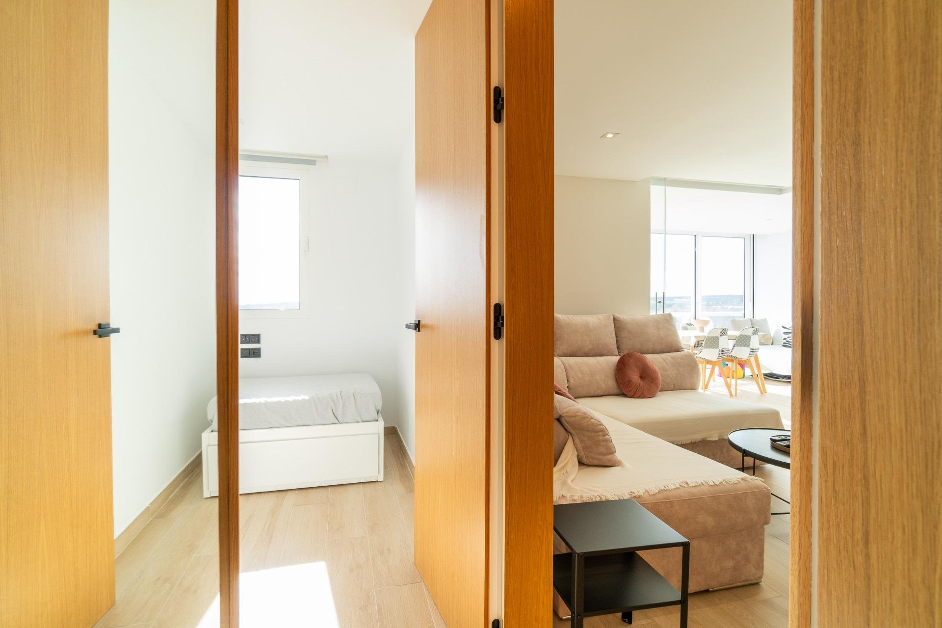 Segunda mano - Apartamento -
Guardamar del Segura - Puerto Deportivo