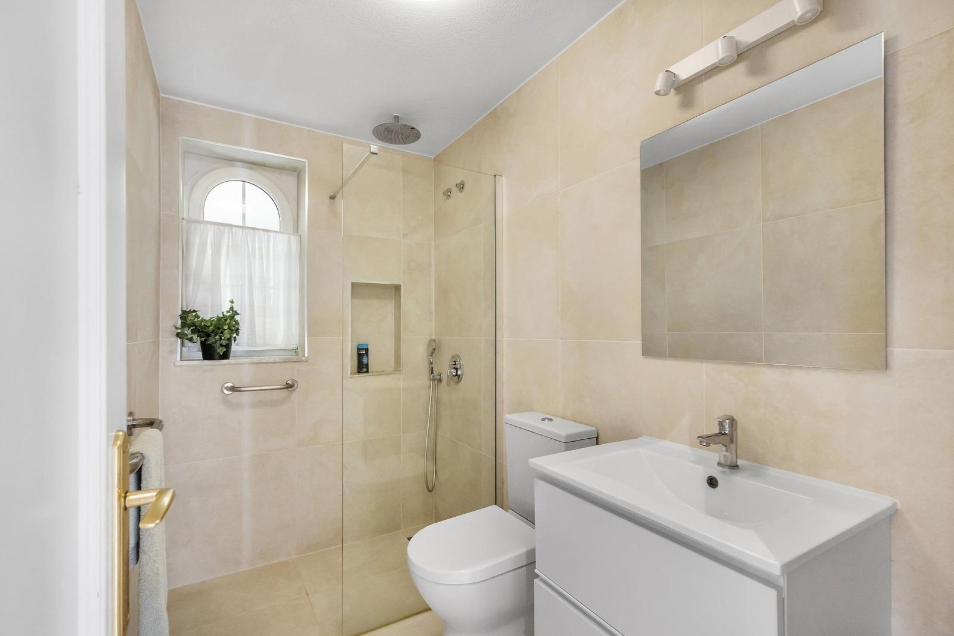Segunda mano - Apartamento -
Guardamar del Segura - Urb. El Moncayo