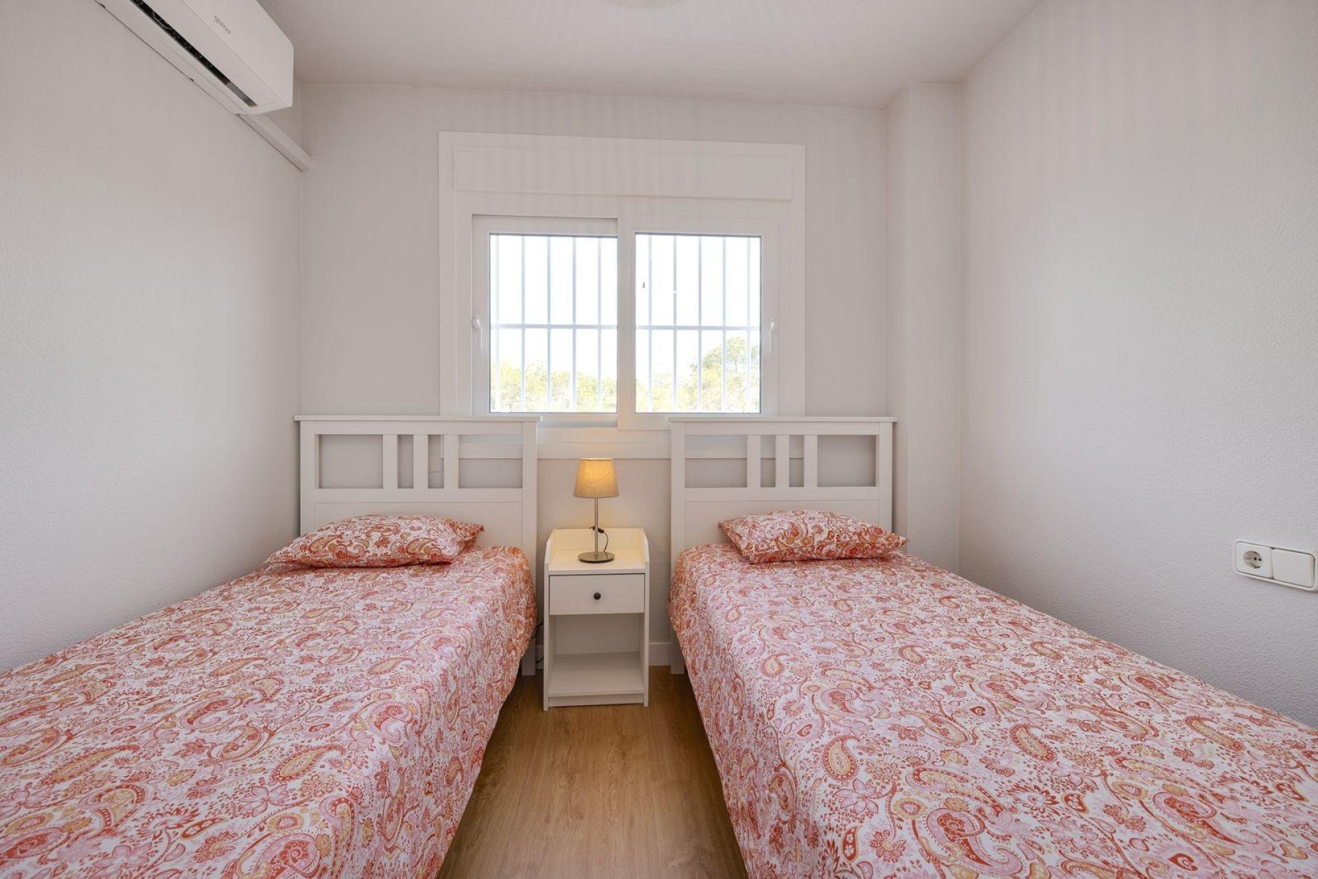 Segunda mano - Apartamento -
Orihuela Costa - Aguamarina