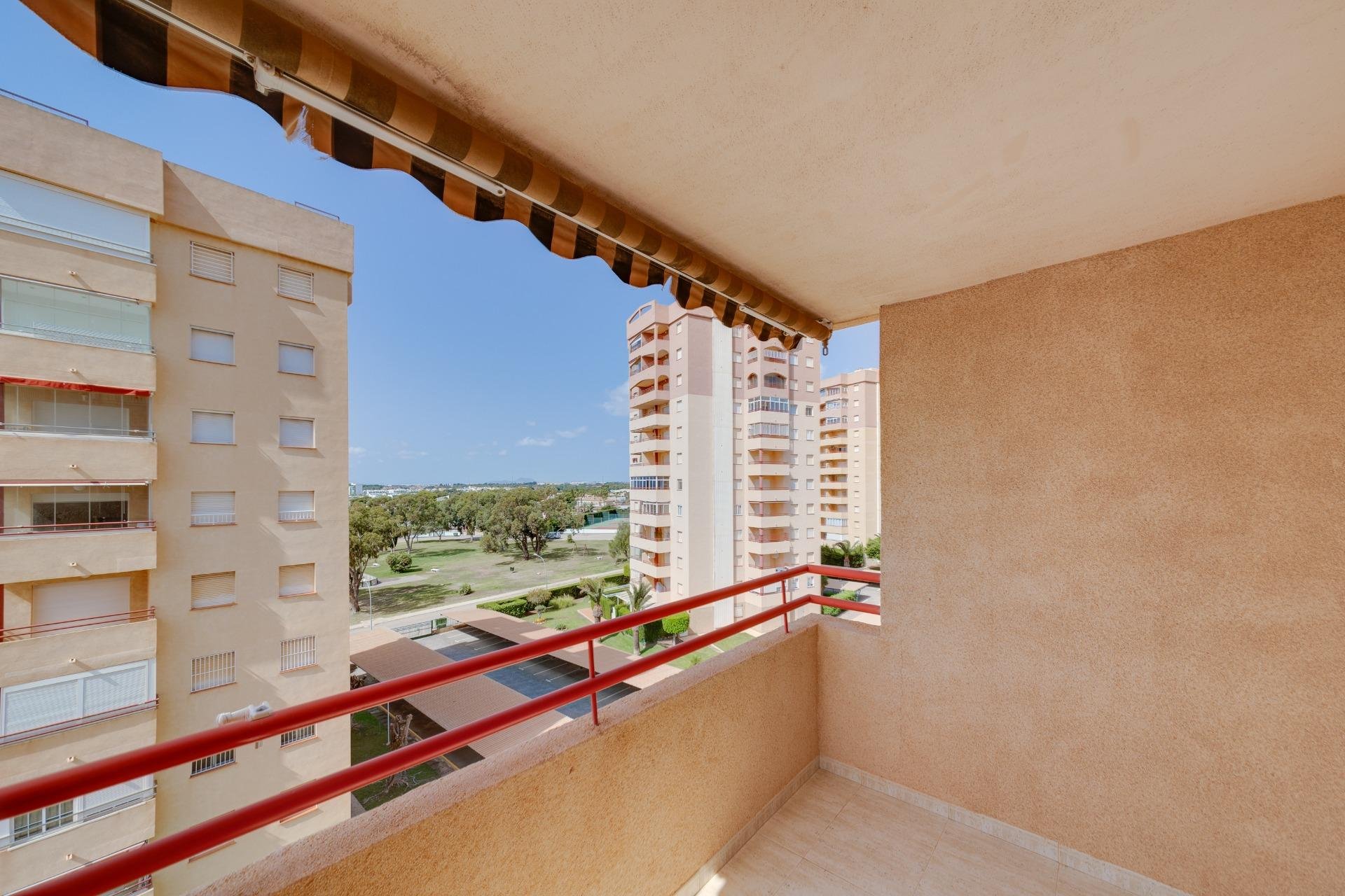 Segunda mano - Apartamento -
Orihuela Costa - Campoamor