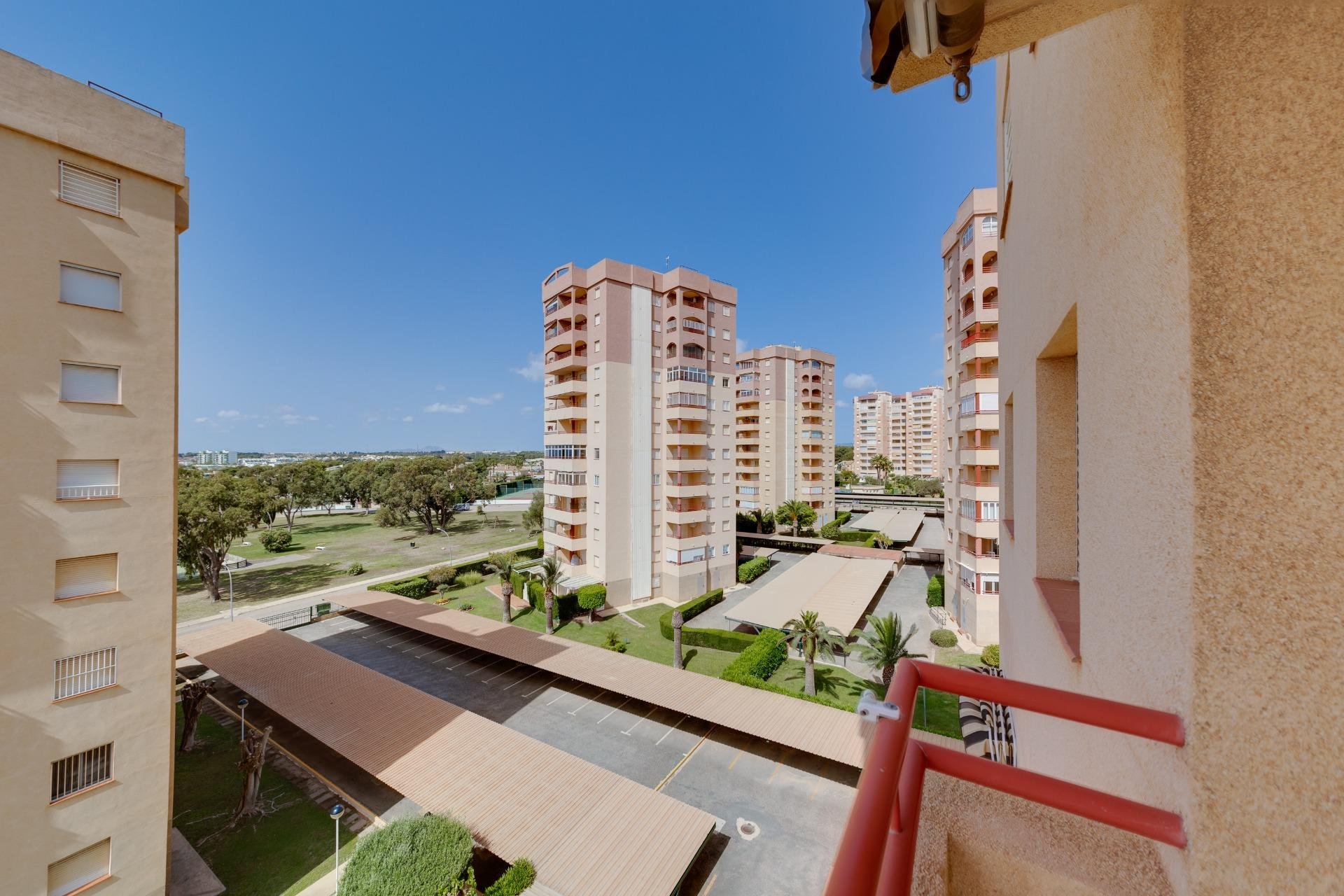 Segunda mano - Apartamento -
Orihuela Costa - Campoamor