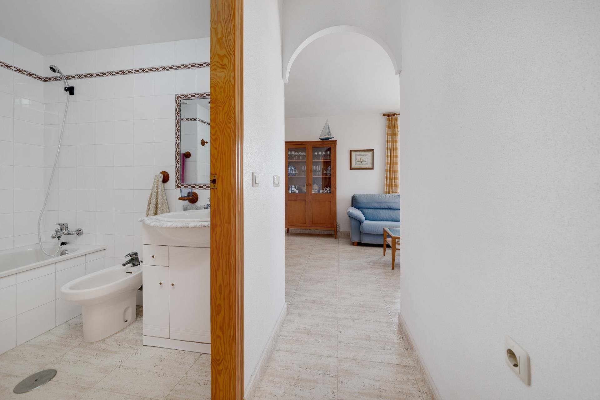 Segunda mano - Apartamento -
Orihuela Costa - Campoamor