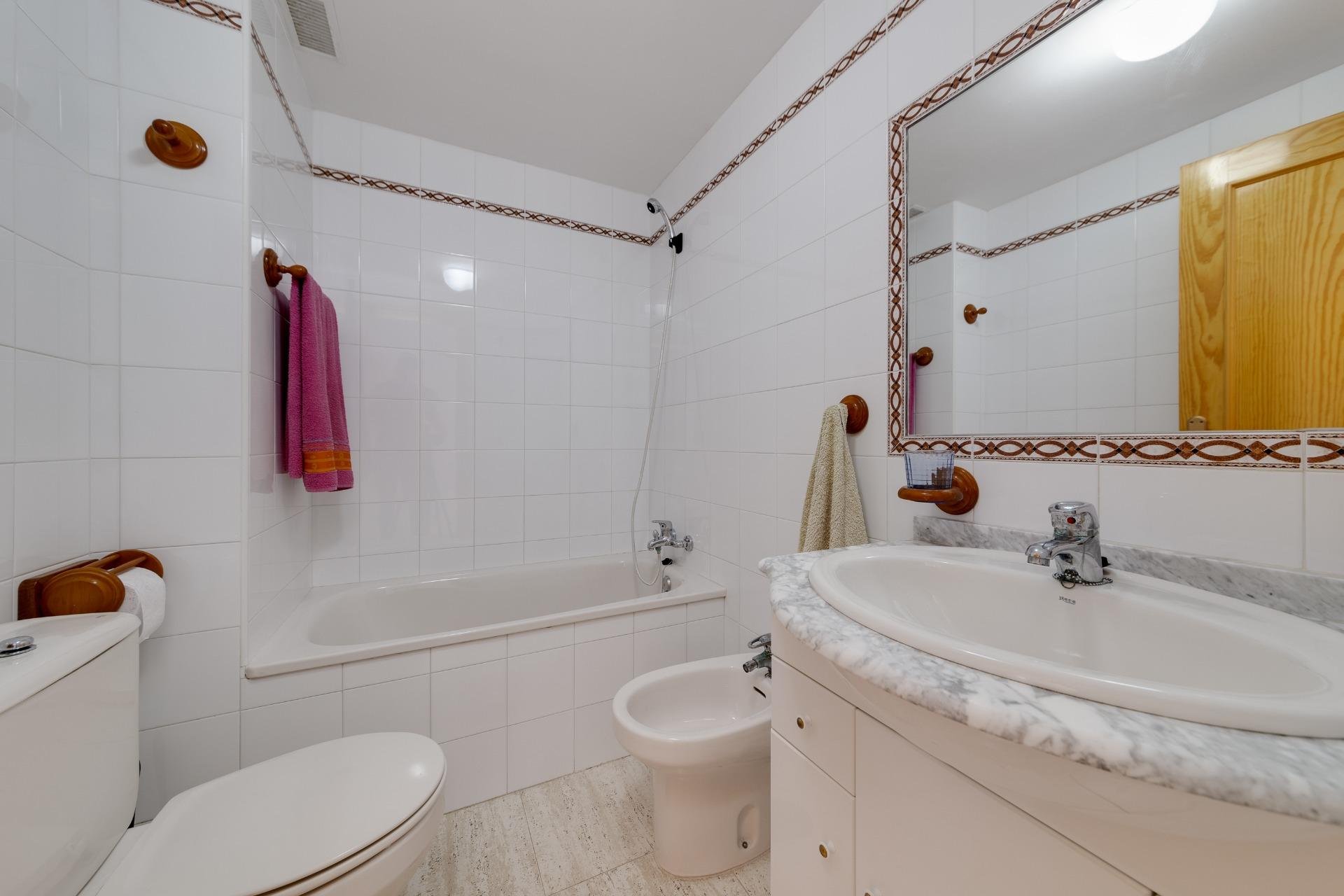 Segunda mano - Apartamento -
Orihuela Costa - Campoamor