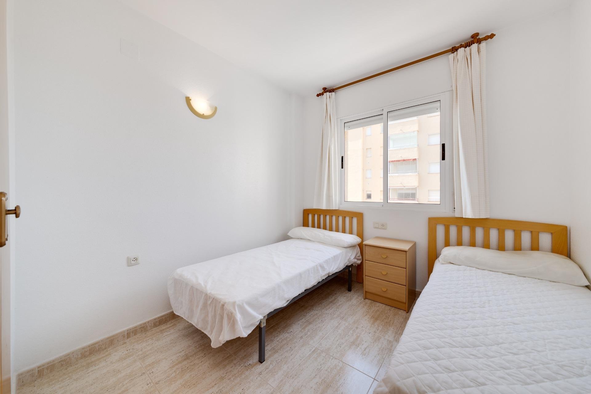 Segunda mano - Apartamento -
Orihuela Costa - Campoamor