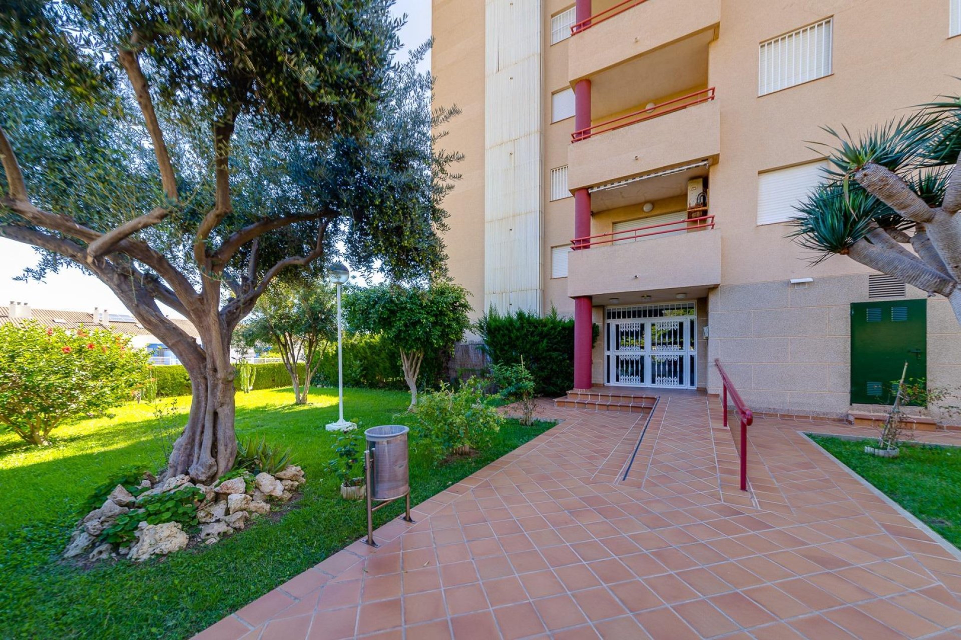 Segunda mano - Apartamento -
Orihuela Costa - Campoamor