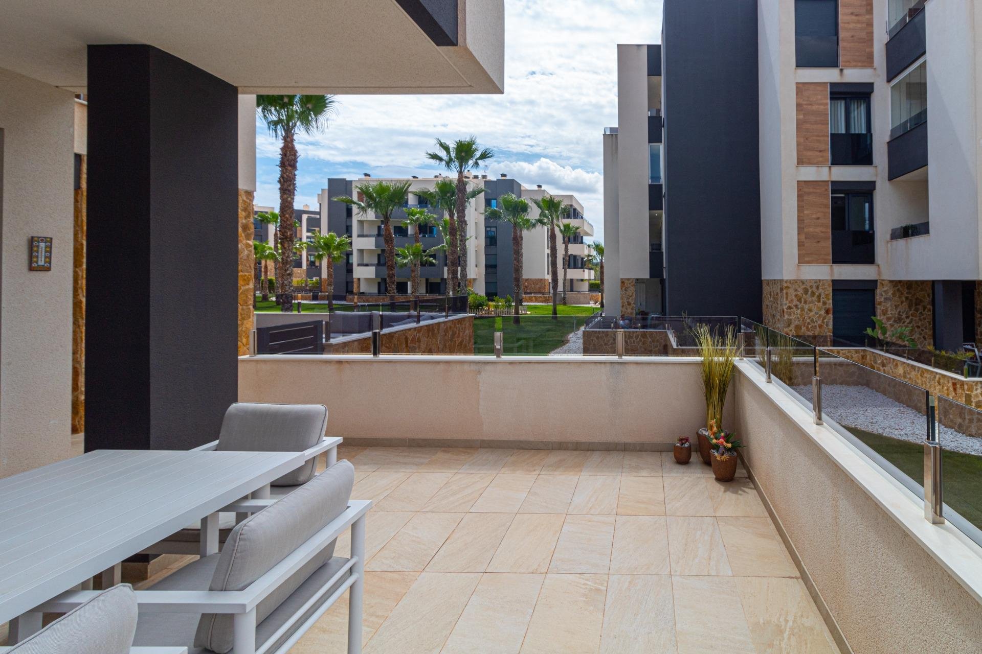 Segunda mano - Apartamento -
Orihuela Costa - La Florida