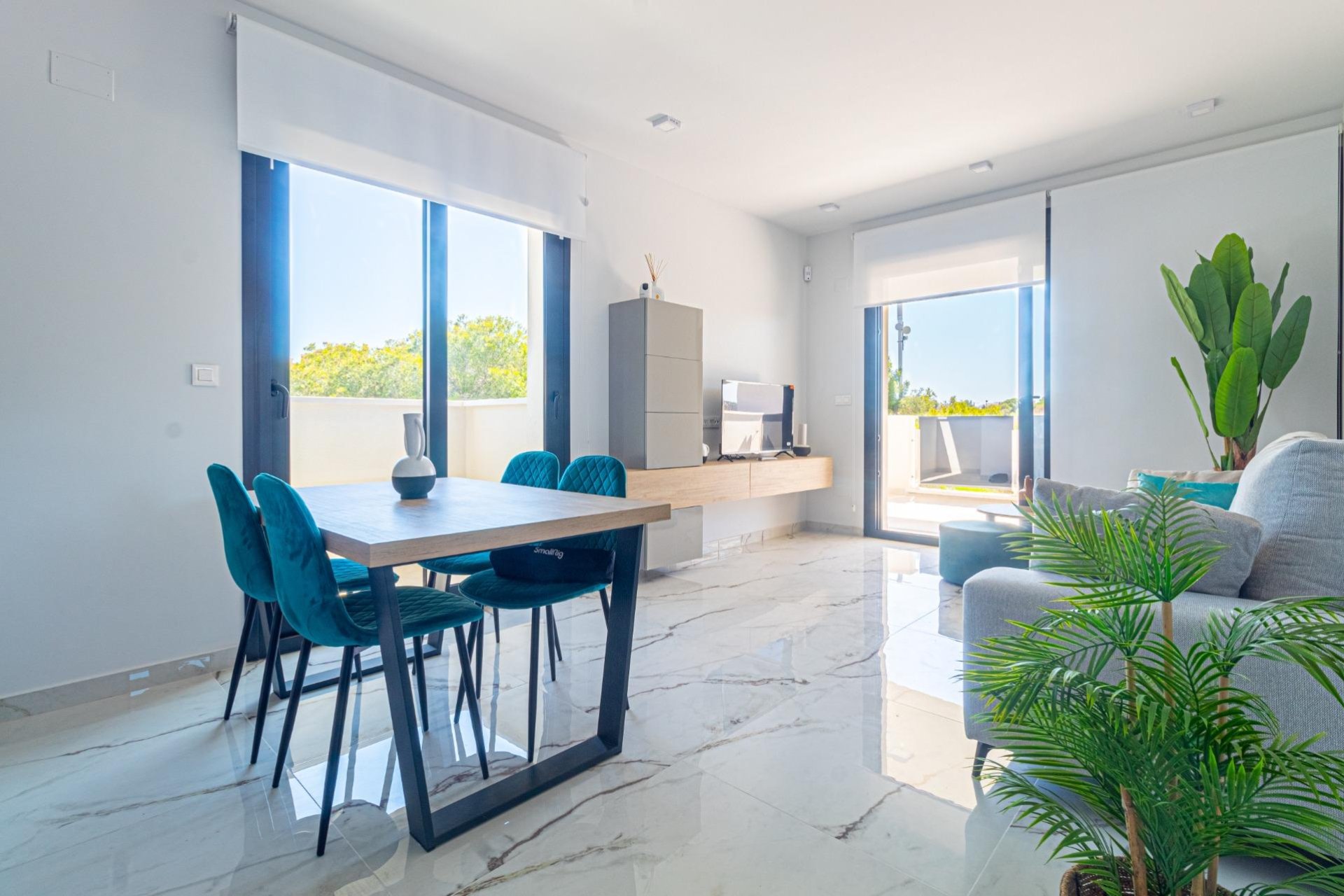 Segunda mano - Apartamento -
Orihuela Costa - Los Almendros-La Florida