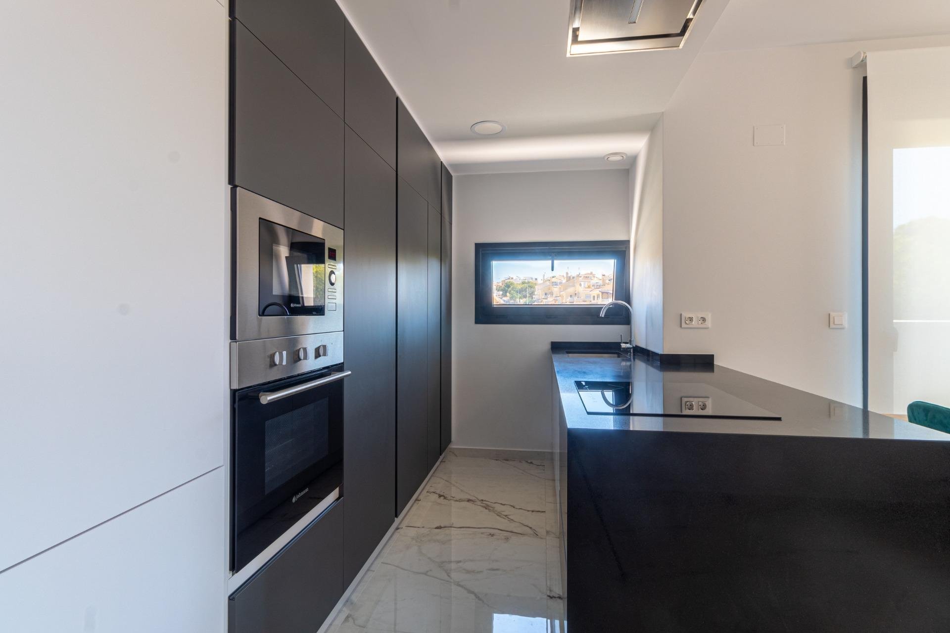 Segunda mano - Apartamento -
Orihuela Costa - Los Almendros-La Florida