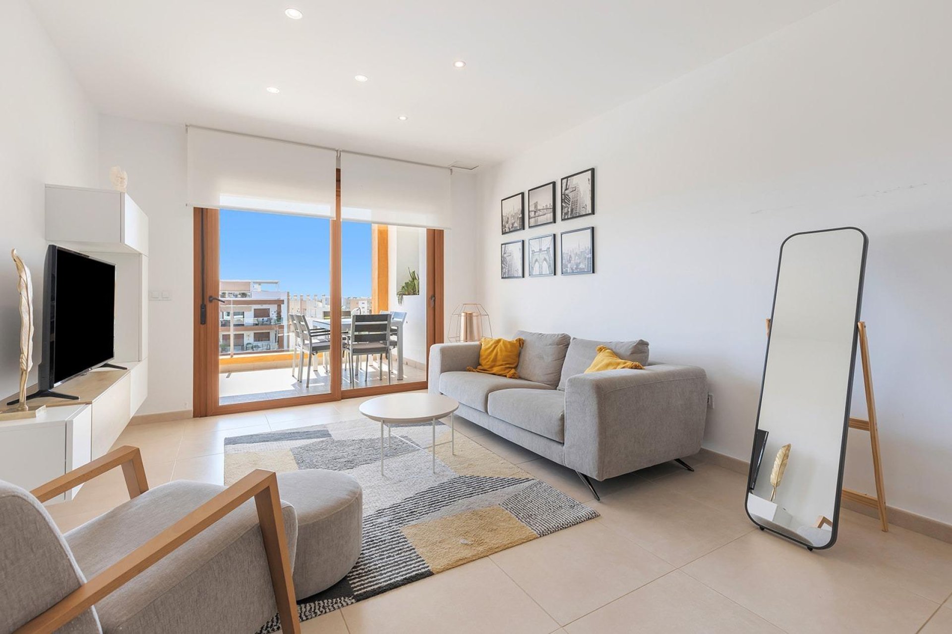 Segunda mano - Apartamento -
Orihuela Costa - Montezenia