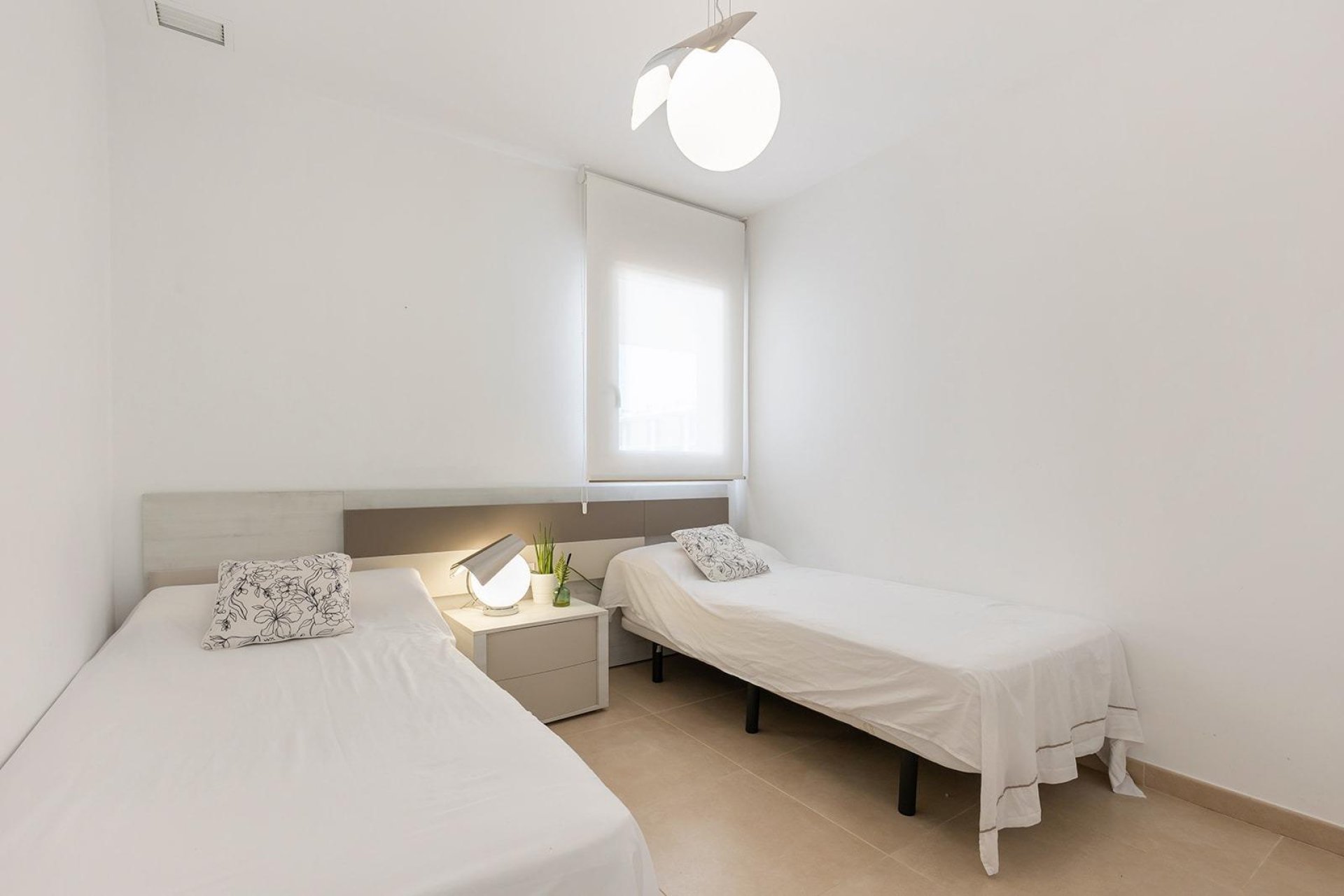 Segunda mano - Apartamento -
Orihuela Costa - Montezenia