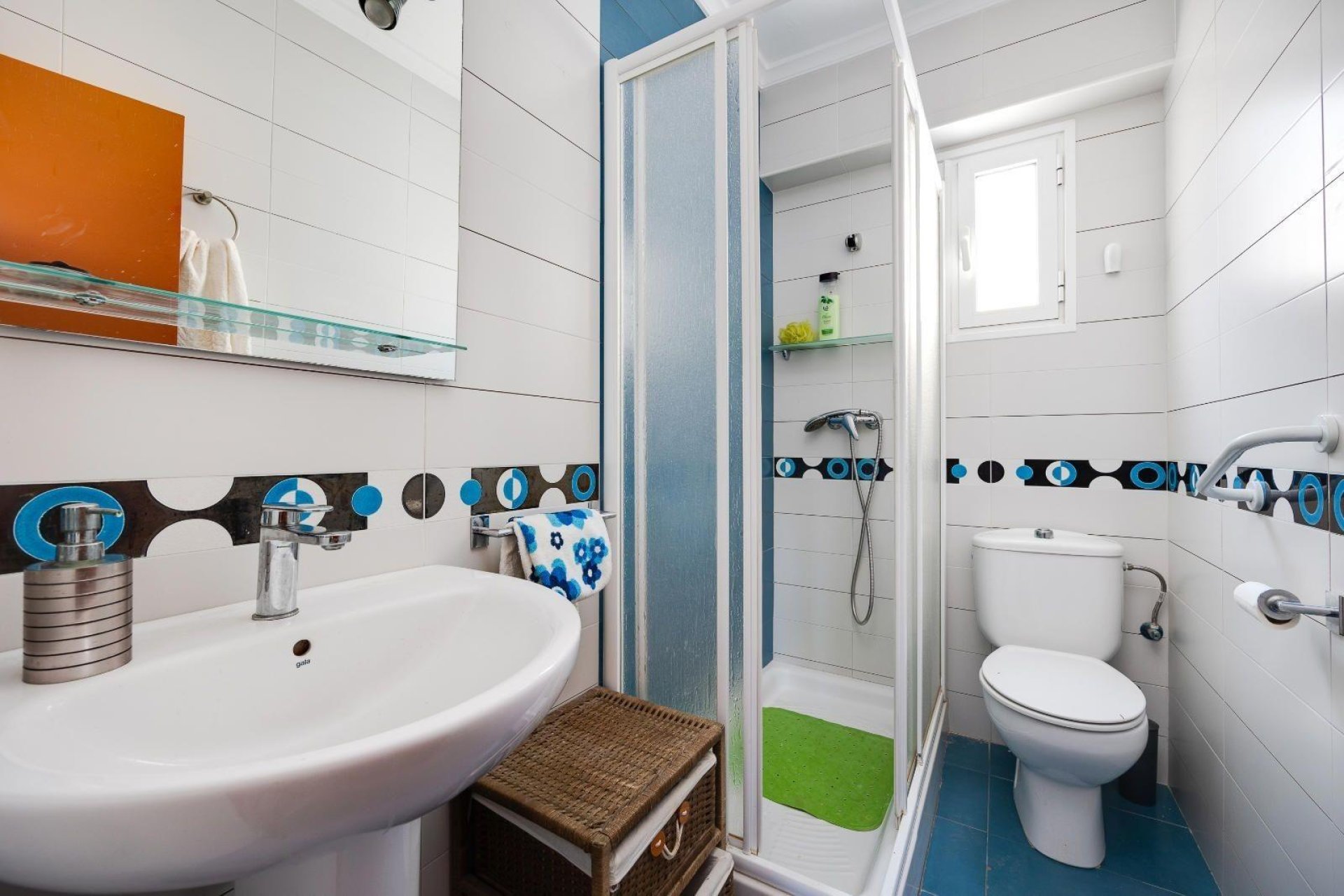 Segunda mano - Apartamento -
Orihuela Costa - Punta Prima