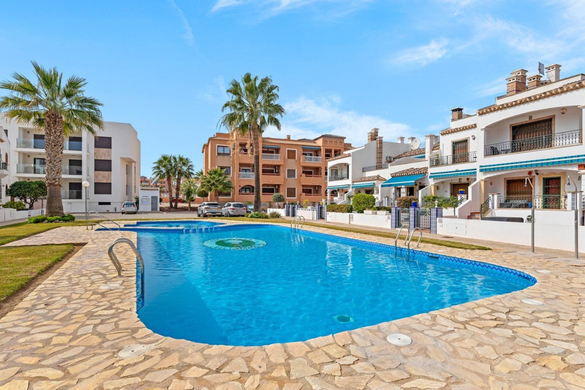 Segunda mano - Apartamento -
Orihuela Costa - Villamartín