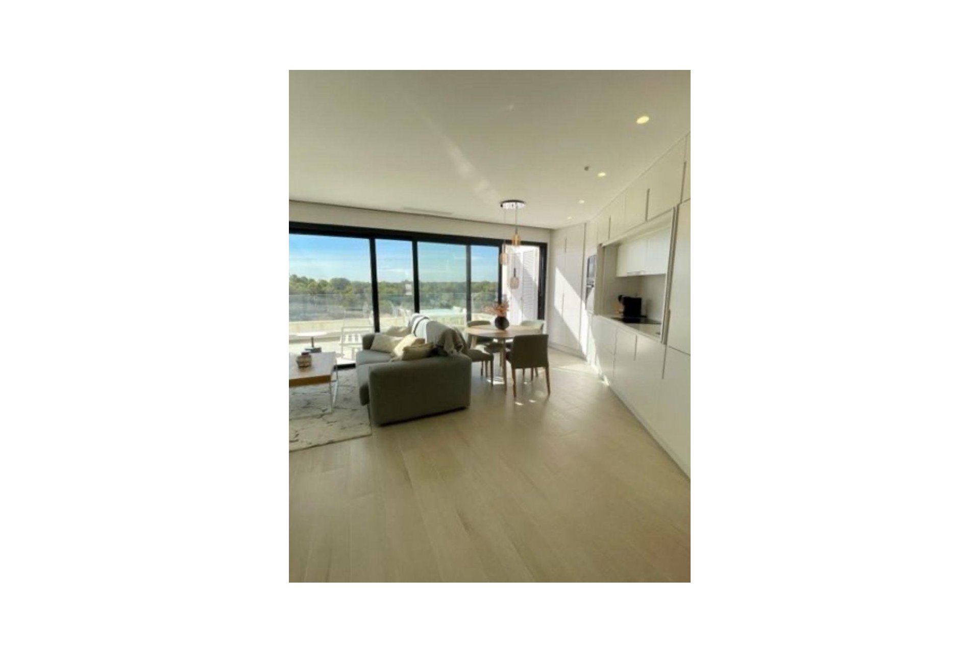 Segunda mano - Apartamento -
San Miguel de Salinas - Las colinas golf and country club