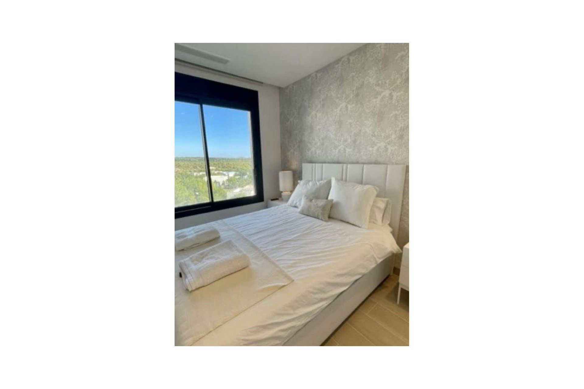 Segunda mano - Apartamento -
San Miguel de Salinas - Las colinas golf and country club