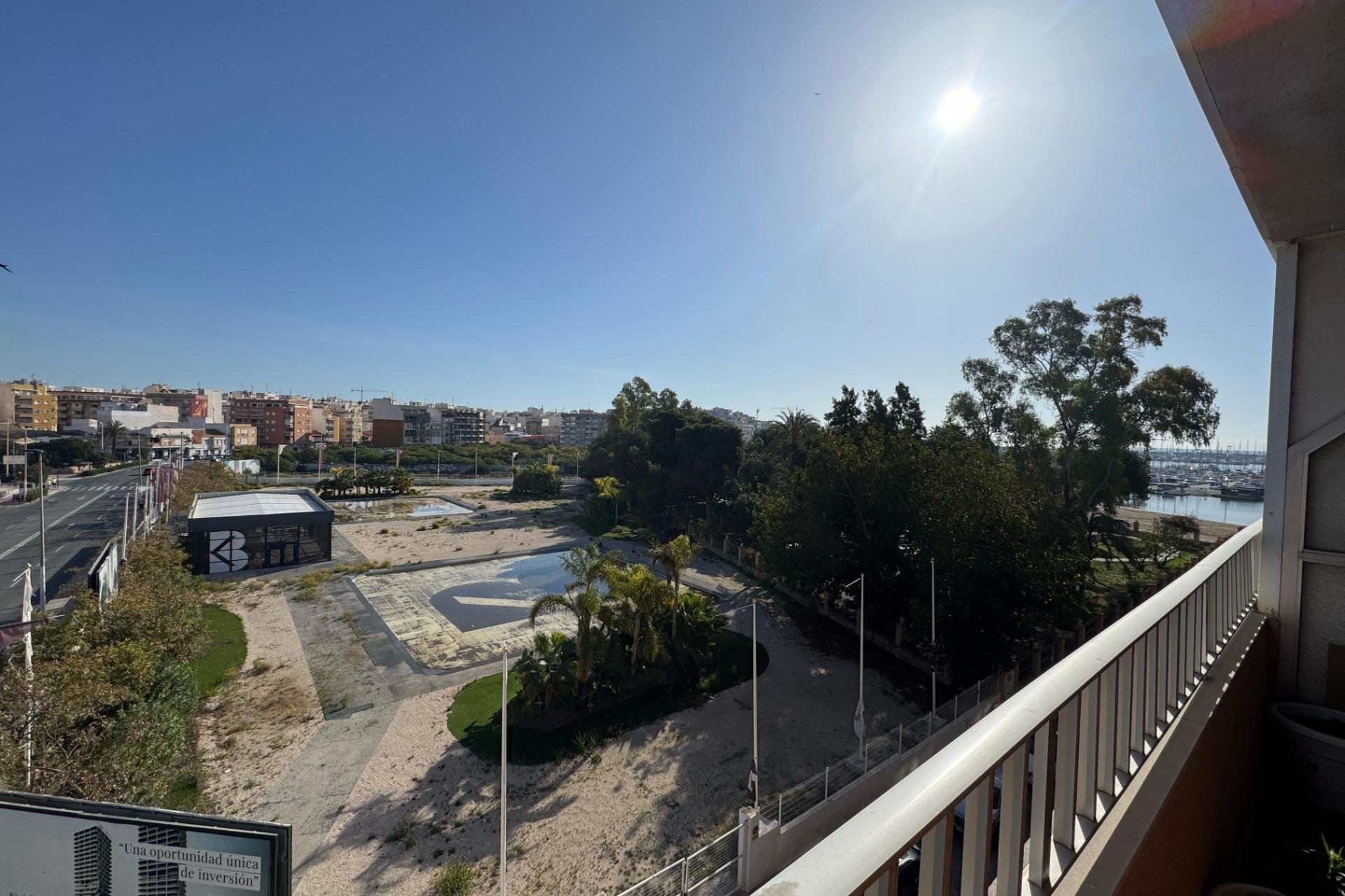 Segunda mano - Apartamento -
Torrevieja - Acequion