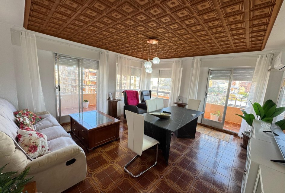 Segunda mano - Apartamento -
Torrevieja - Acequion