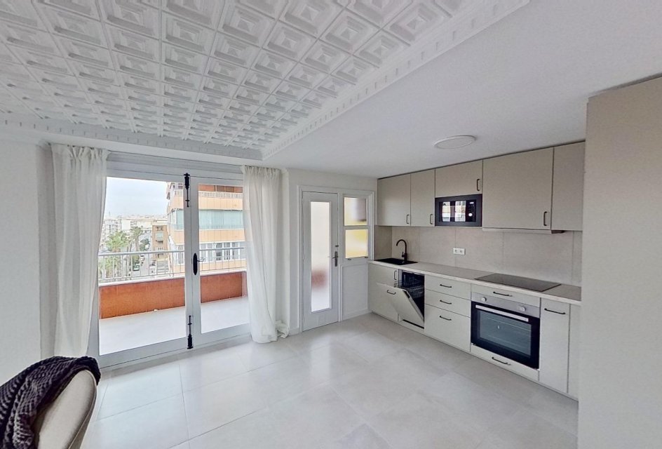 Segunda mano - Apartamento -
Torrevieja - Acequion