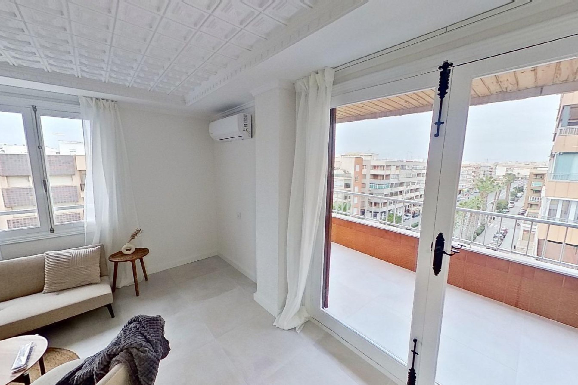 Segunda mano - Apartamento -
Torrevieja - Acequion