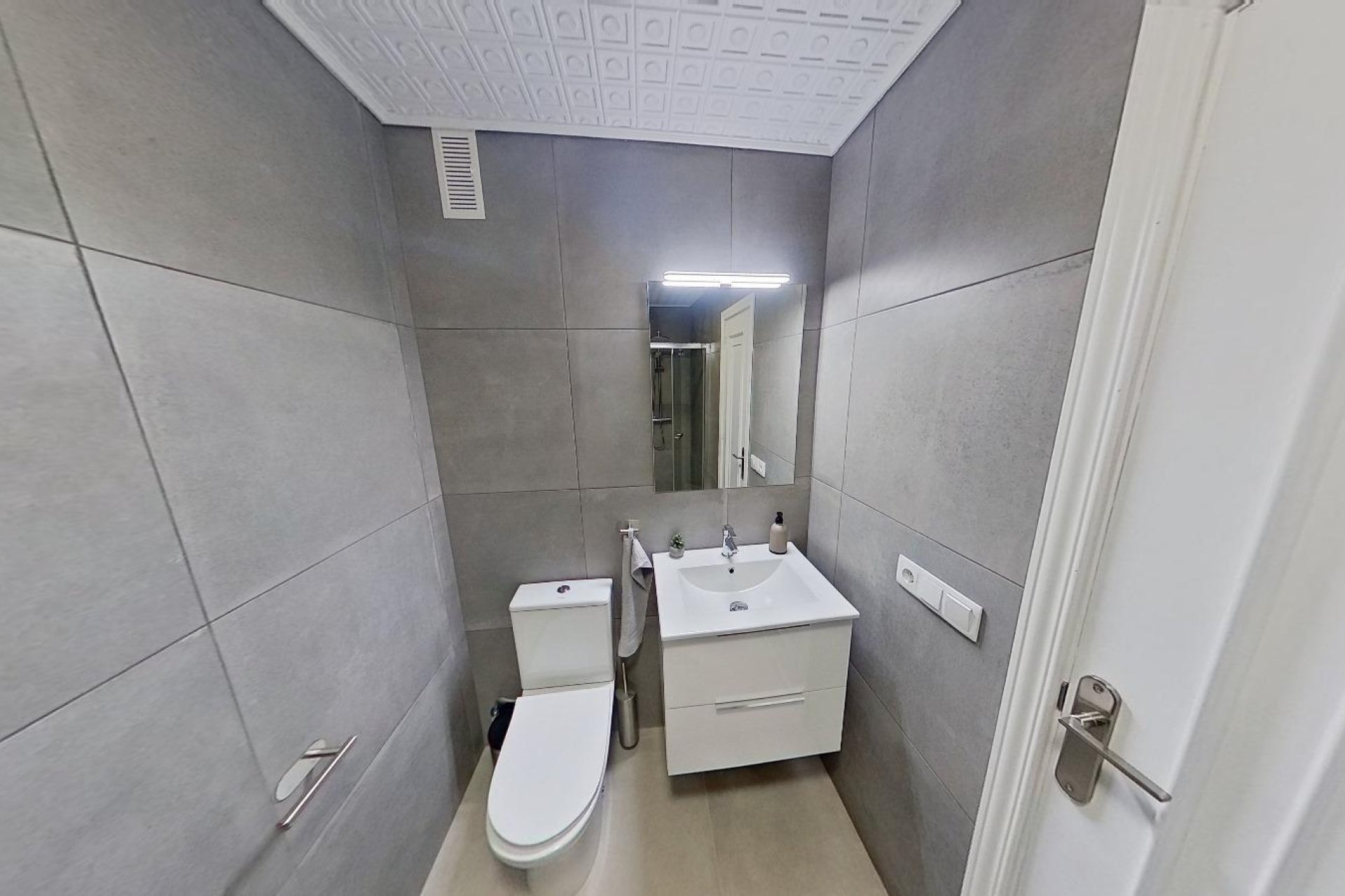 Segunda mano - Apartamento -
Torrevieja - Acequion
