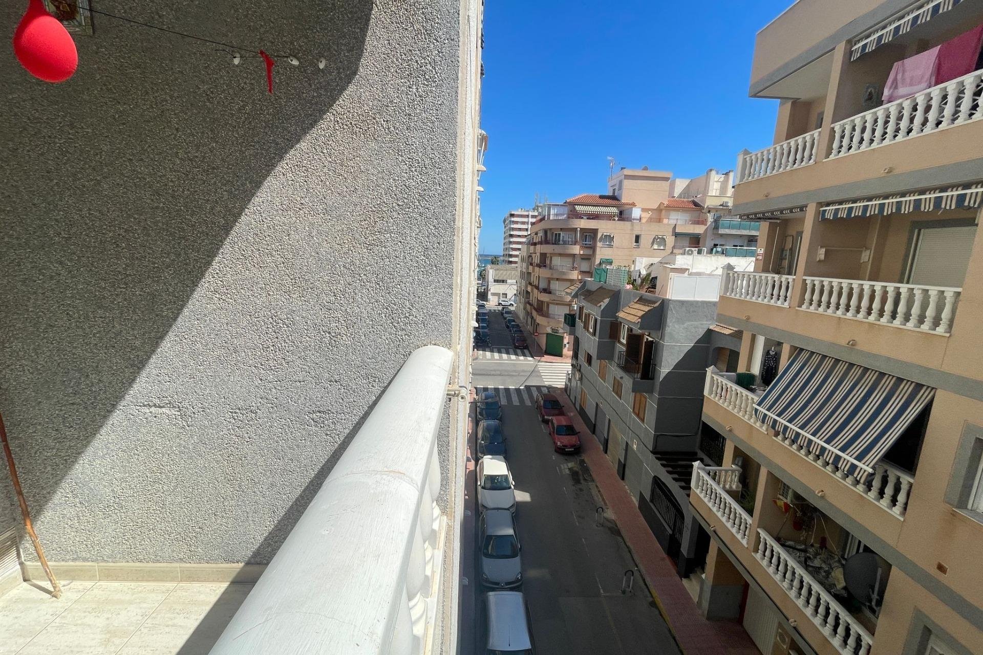 Segunda mano - Apartamento -
Torrevieja - Acequion