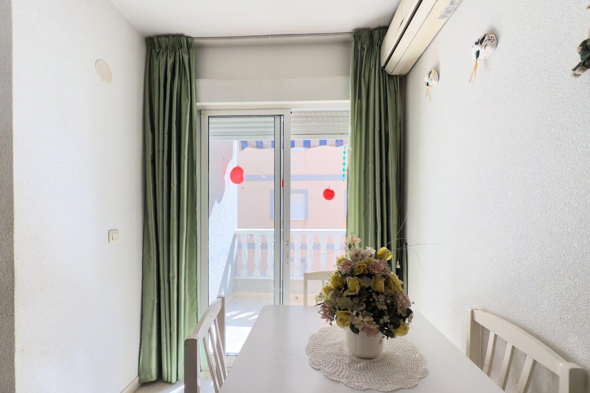 Segunda mano - Apartamento -
Torrevieja - Acequion