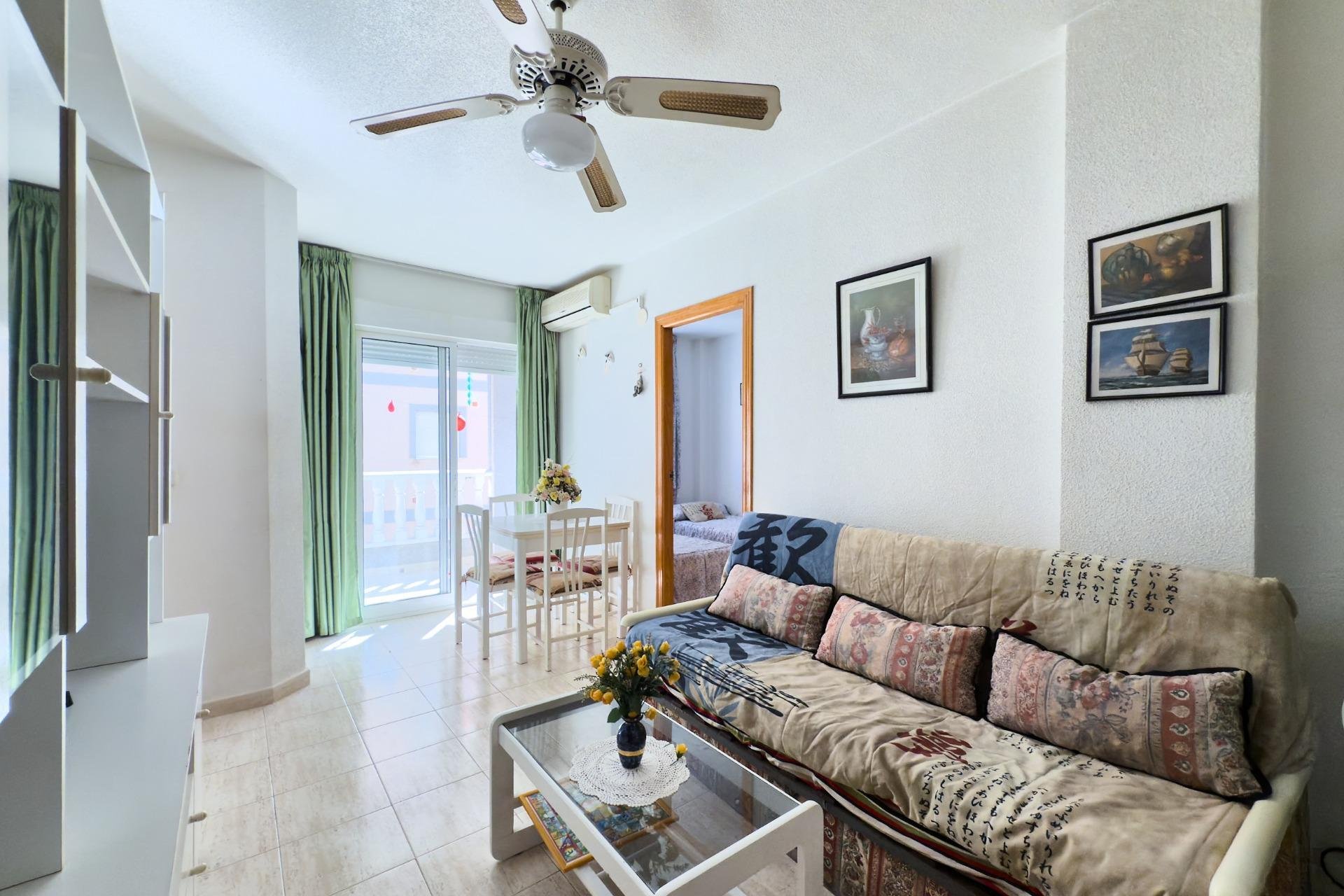 Segunda mano - Apartamento -
Torrevieja - Acequion