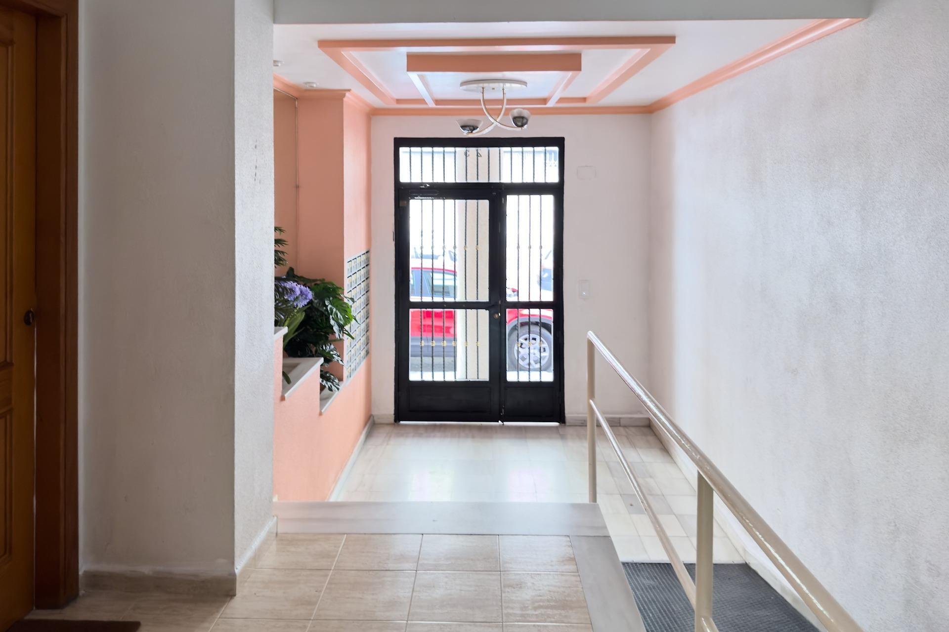 Segunda mano - Apartamento -
Torrevieja - Acequion