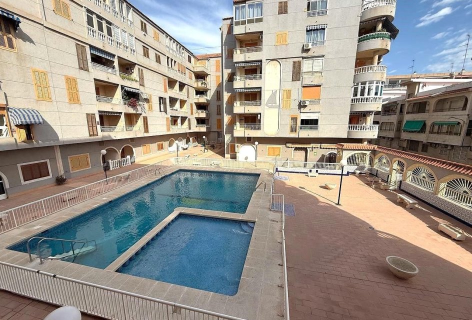 Segunda mano - Apartamento -
Torrevieja - Acequion