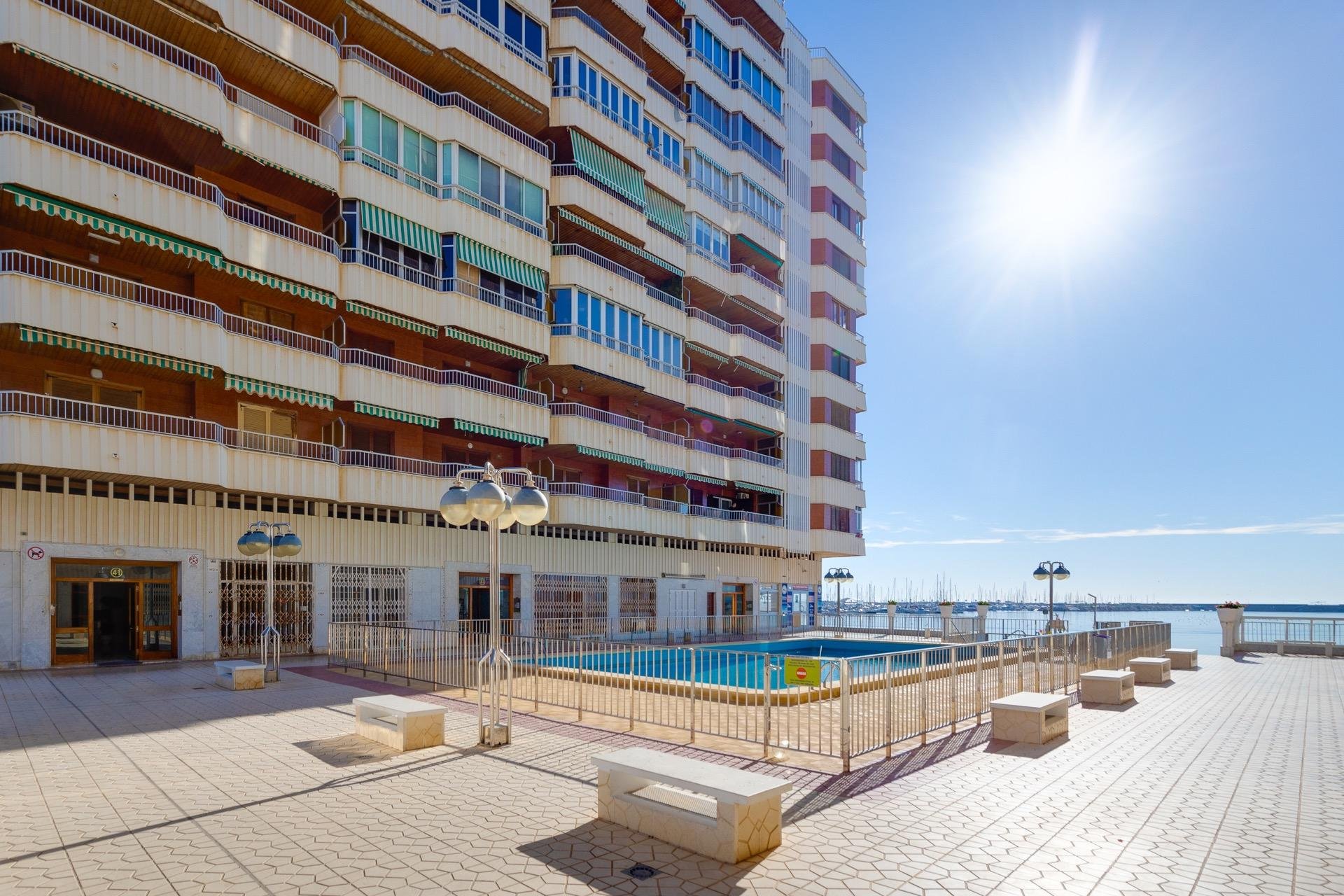 Segunda mano - Apartamento -
Torrevieja - Acequion