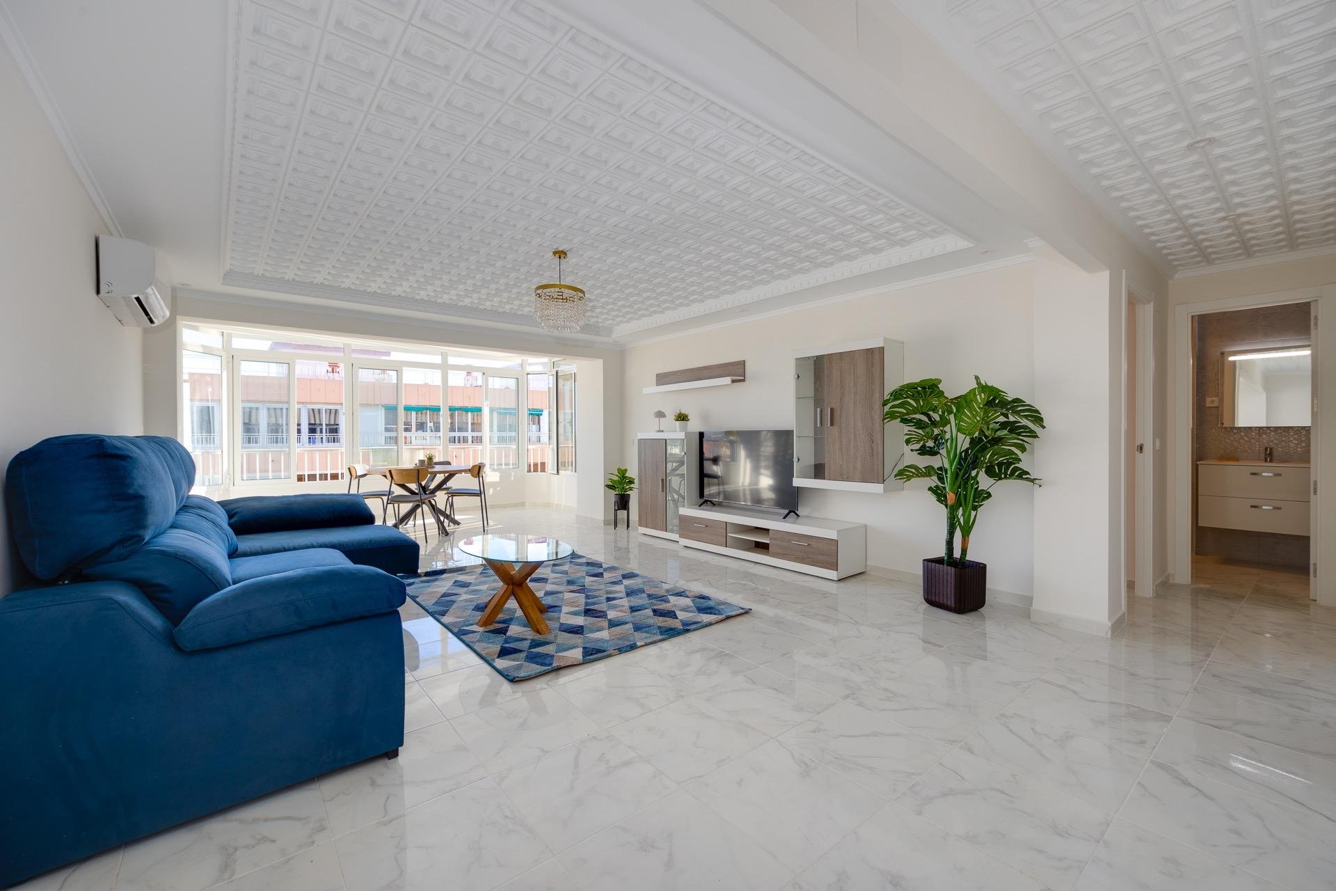 Segunda mano - Apartamento -
Torrevieja - Acequion