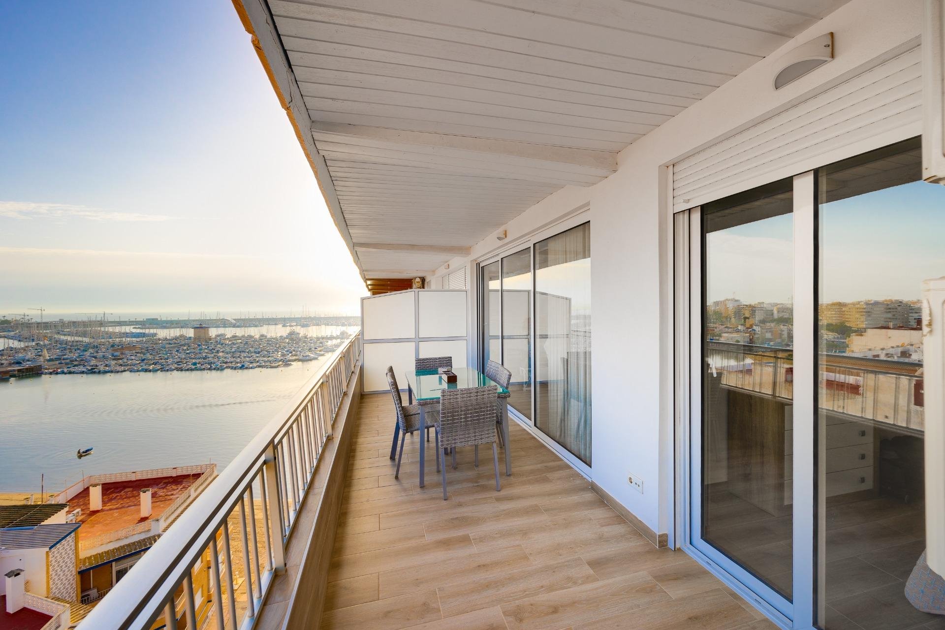 Segunda mano - Apartamento -
Torrevieja - Acequion