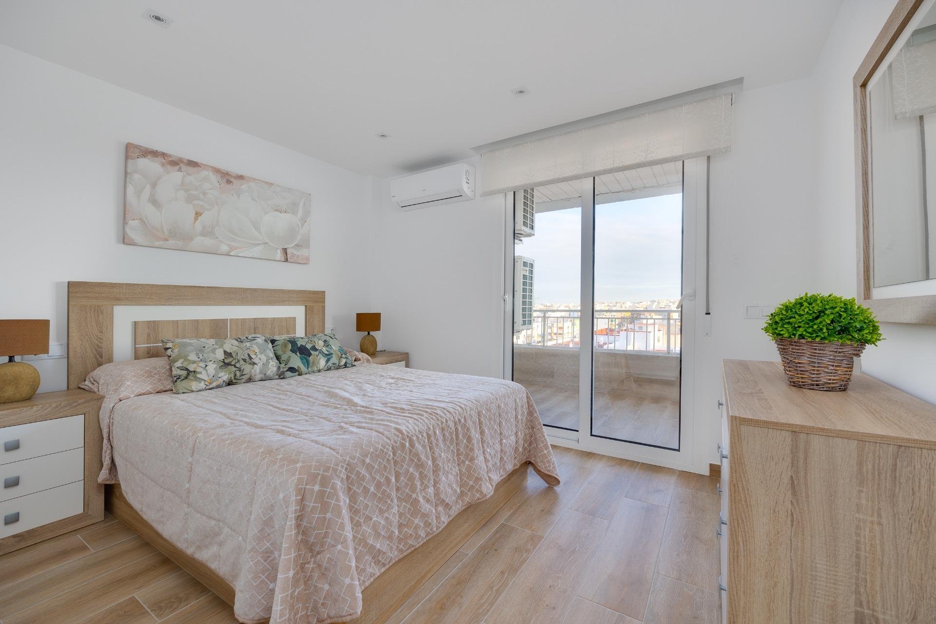 Segunda mano - Apartamento -
Torrevieja - Acequion