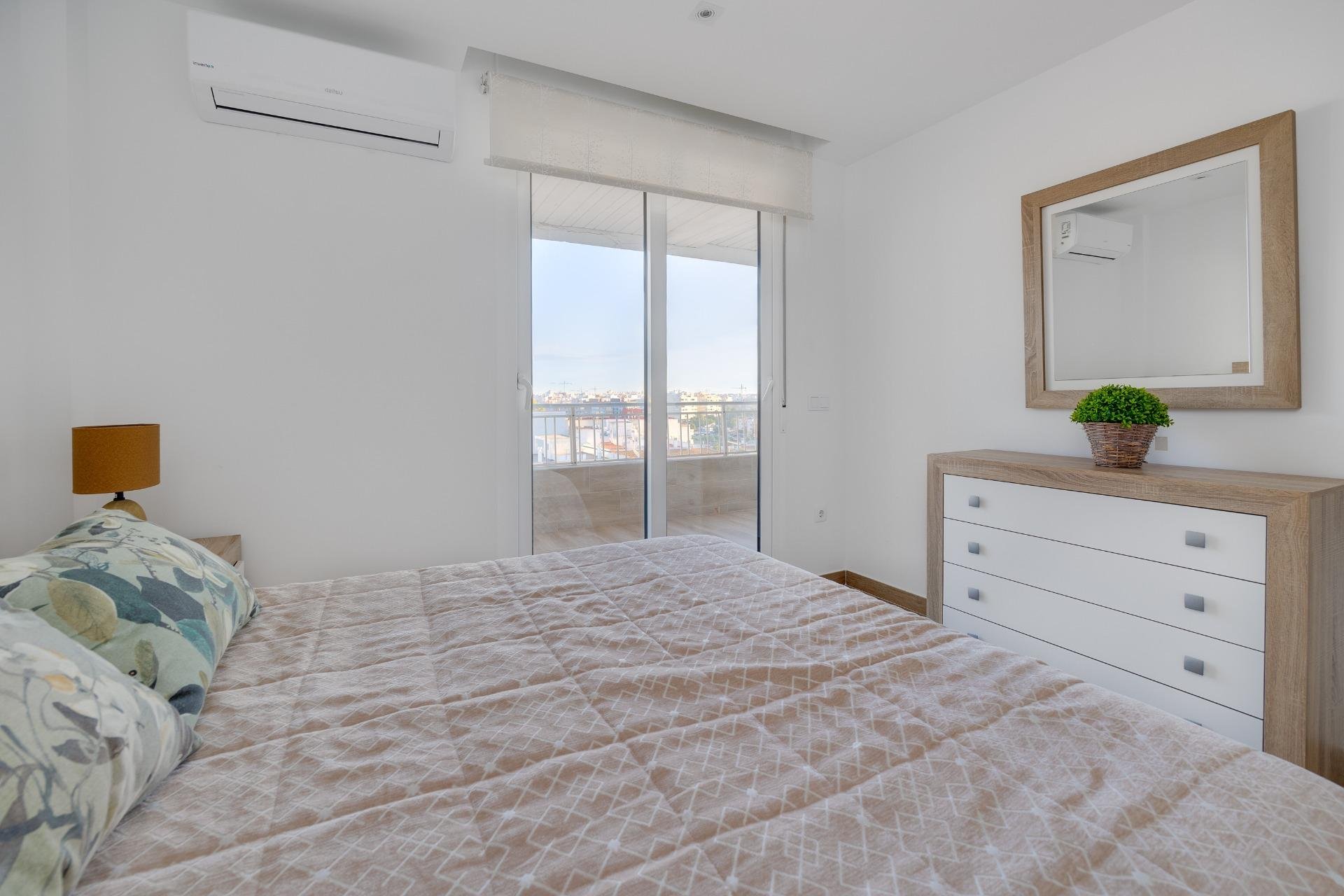 Segunda mano - Apartamento -
Torrevieja - Acequion