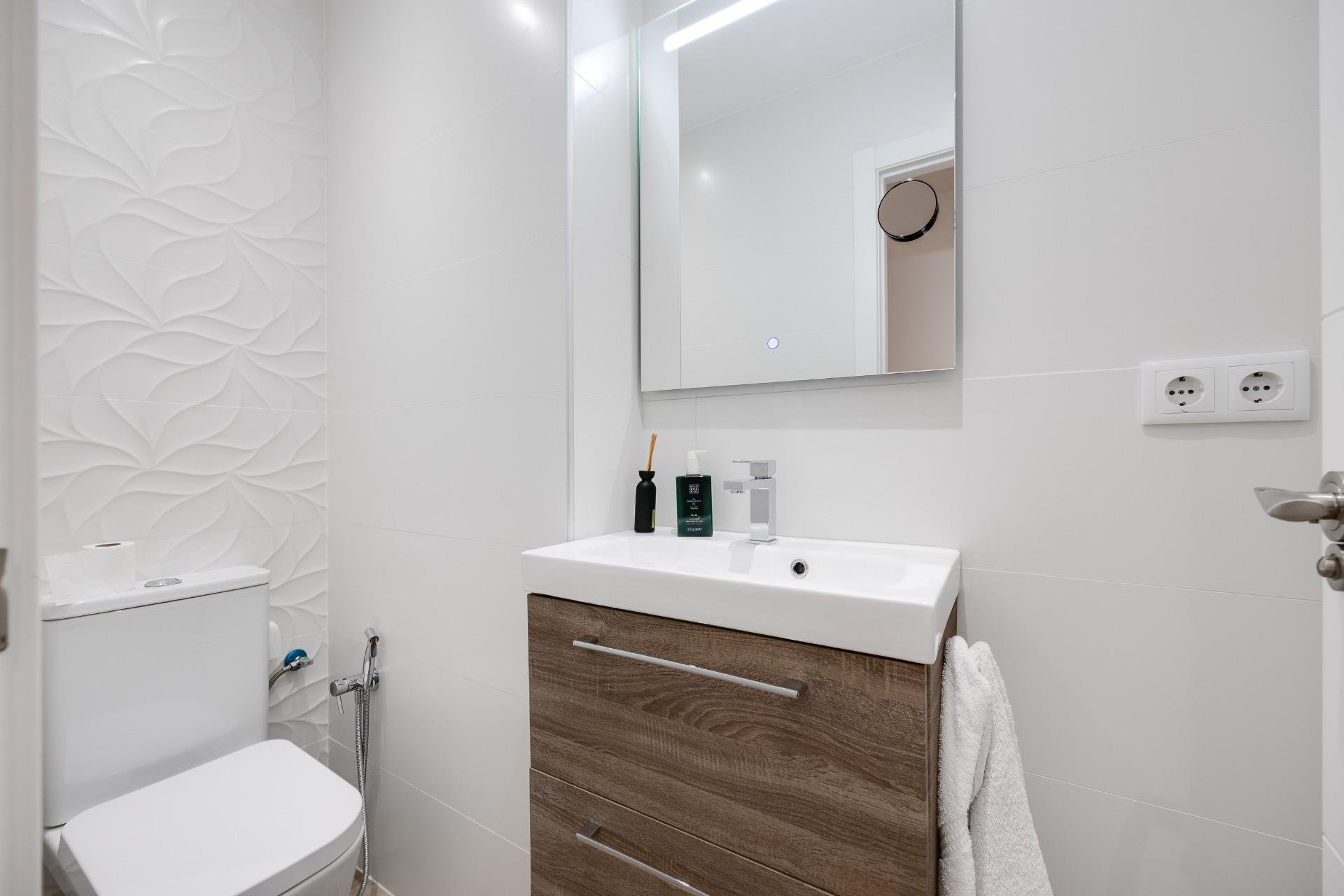 Segunda mano - Apartamento -
Torrevieja - Acequion