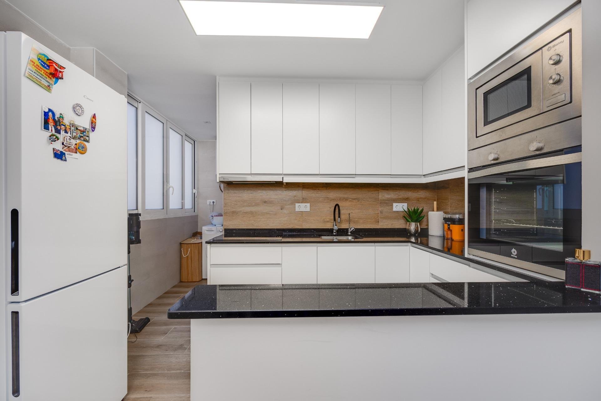 Segunda mano - Apartamento -
Torrevieja - Acequion