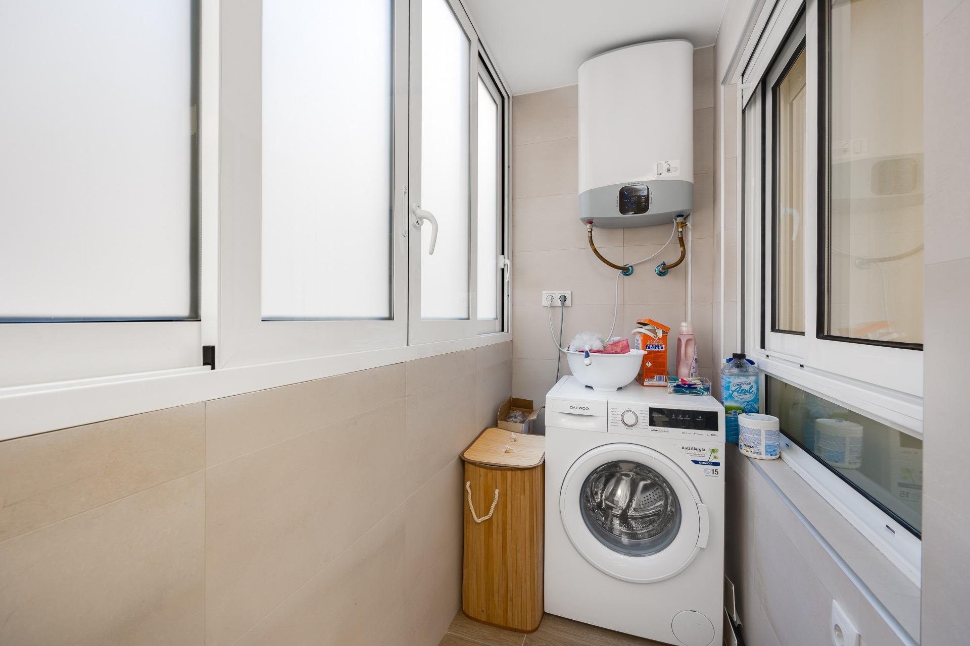 Segunda mano - Apartamento -
Torrevieja - Acequion