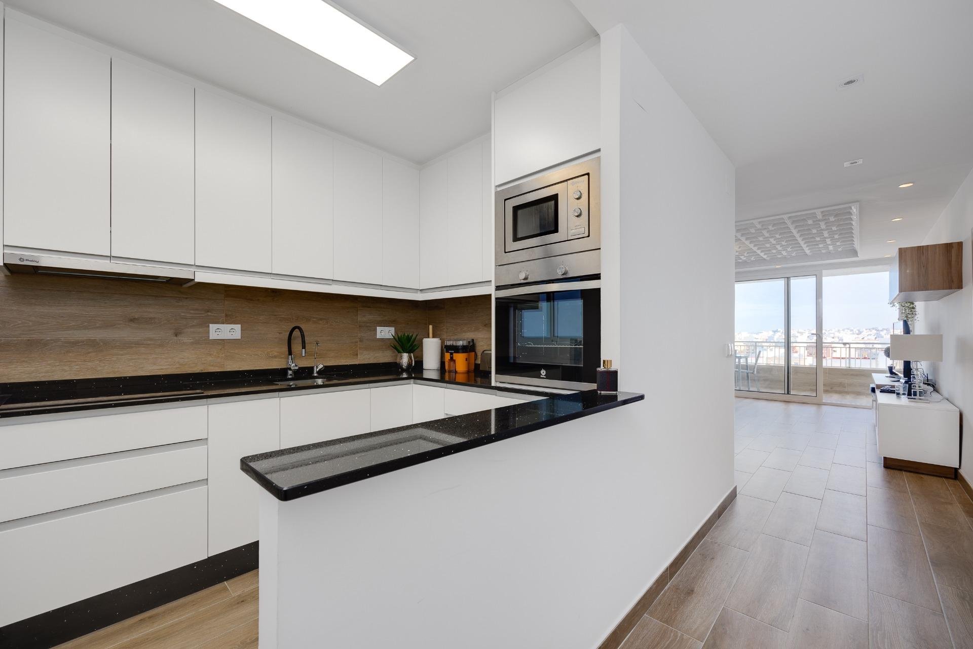 Segunda mano - Apartamento -
Torrevieja - Acequion