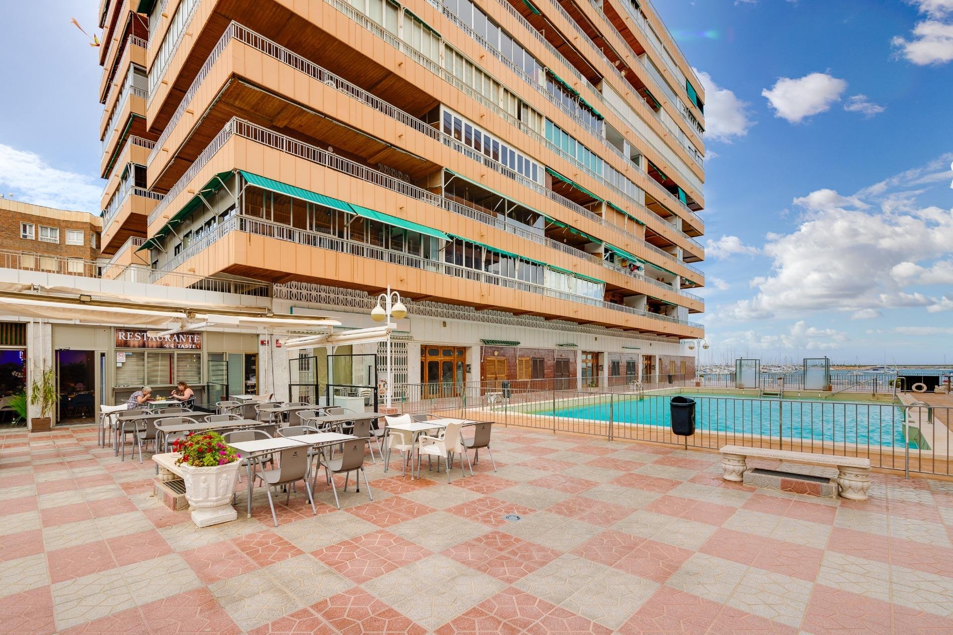 Segunda mano - Apartamento -
Torrevieja - Acequion