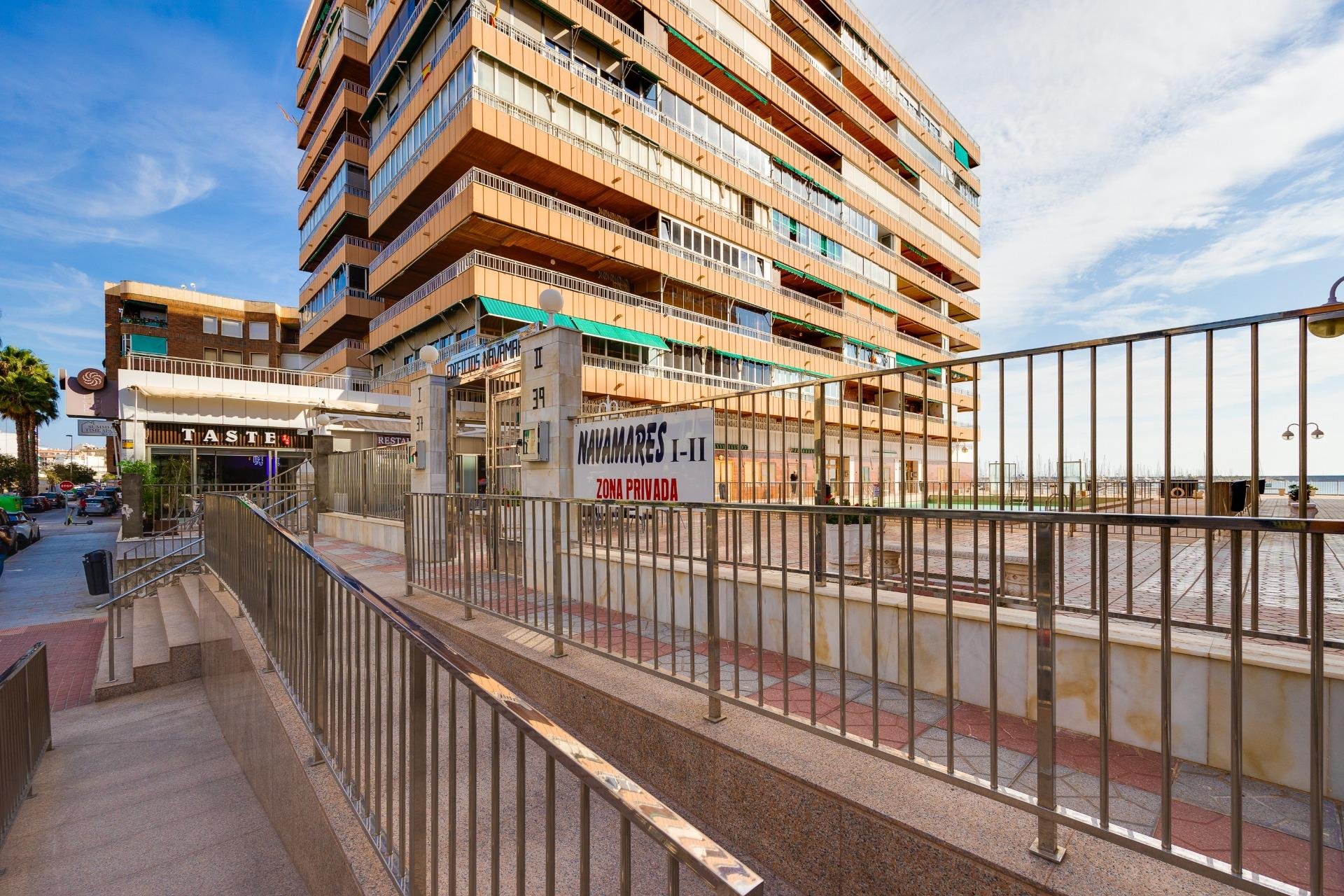 Segunda mano - Apartamento -
Torrevieja - Acequion