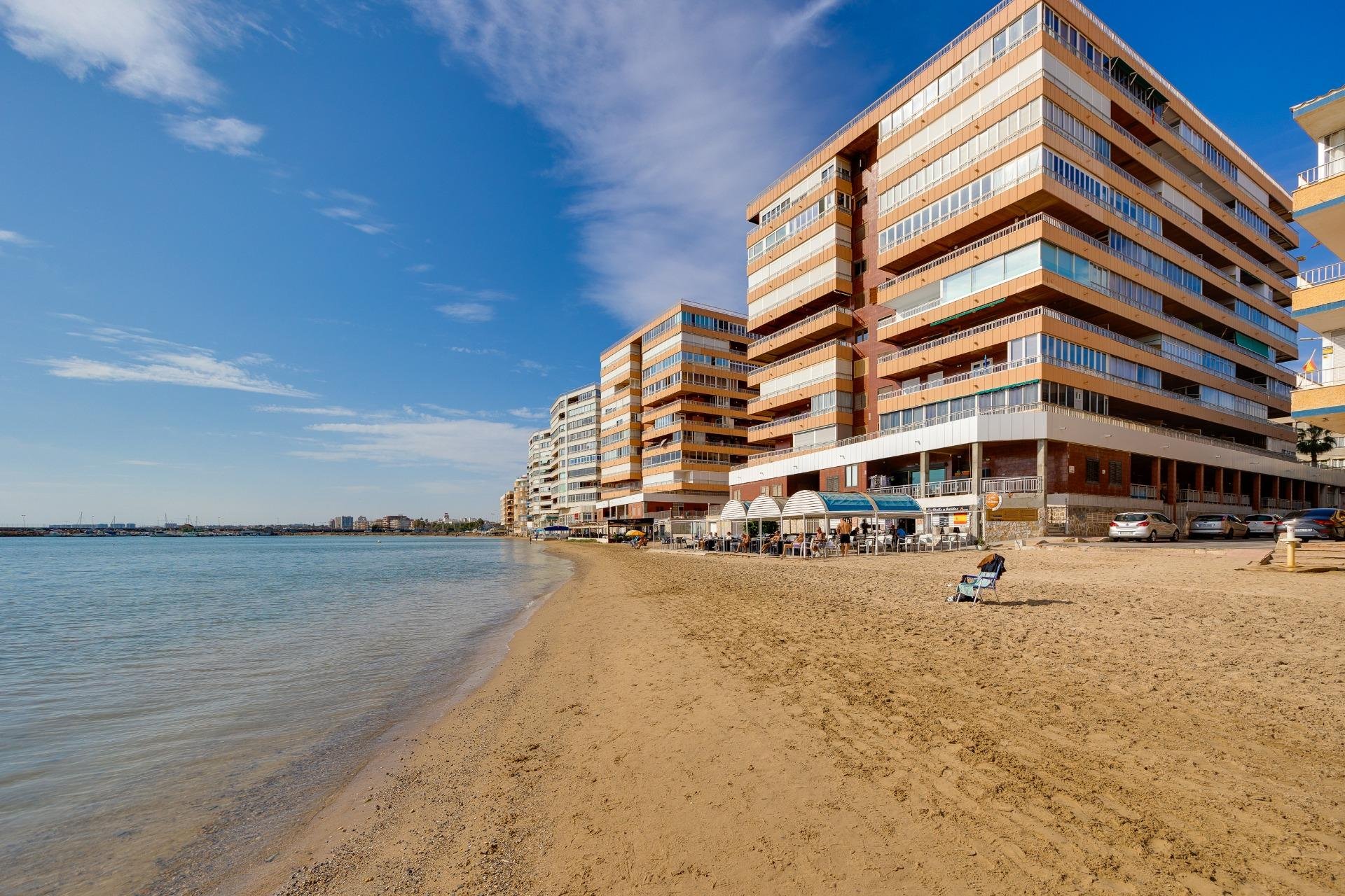 Segunda mano - Apartamento -
Torrevieja - Acequion