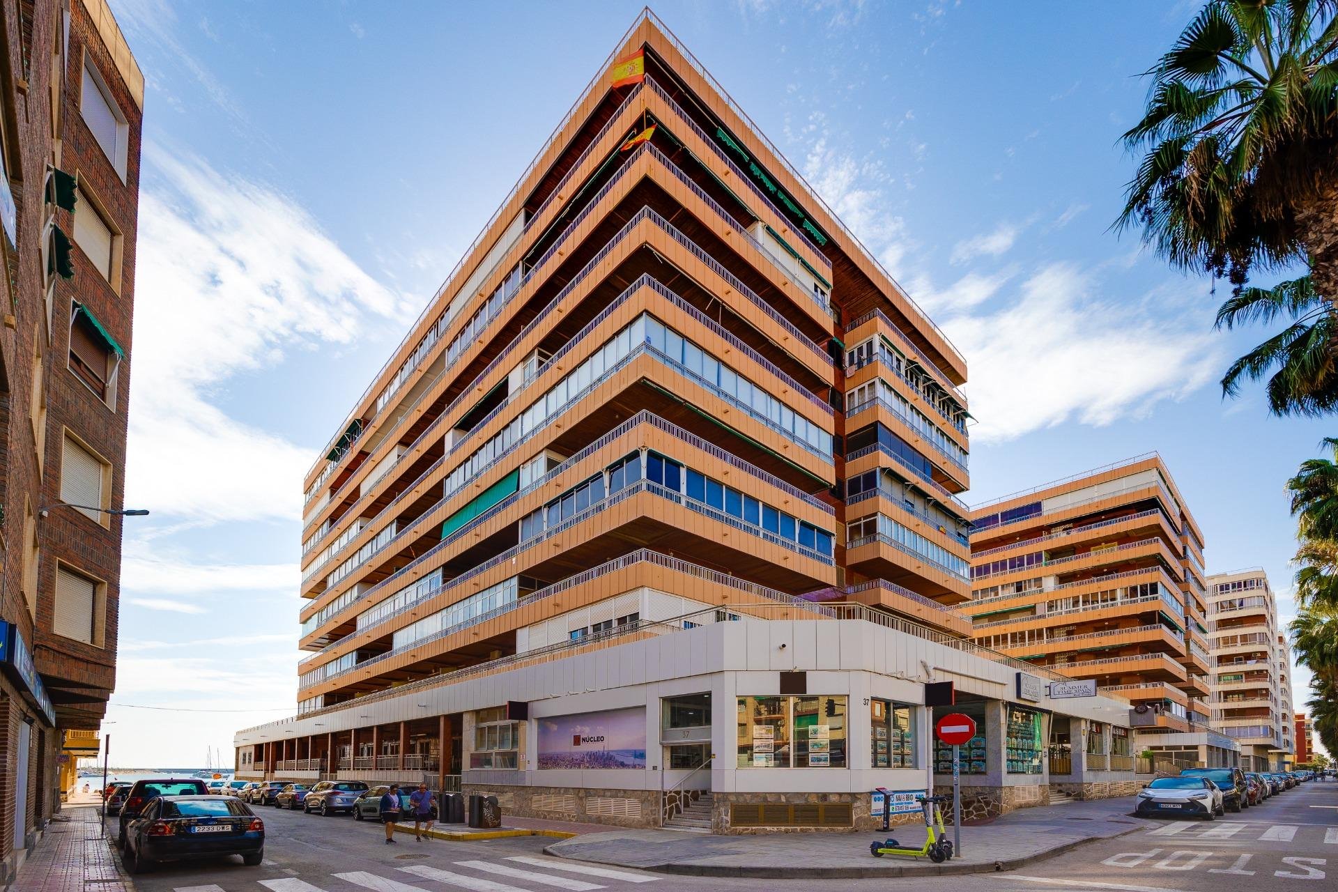 Segunda mano - Apartamento -
Torrevieja - Acequion