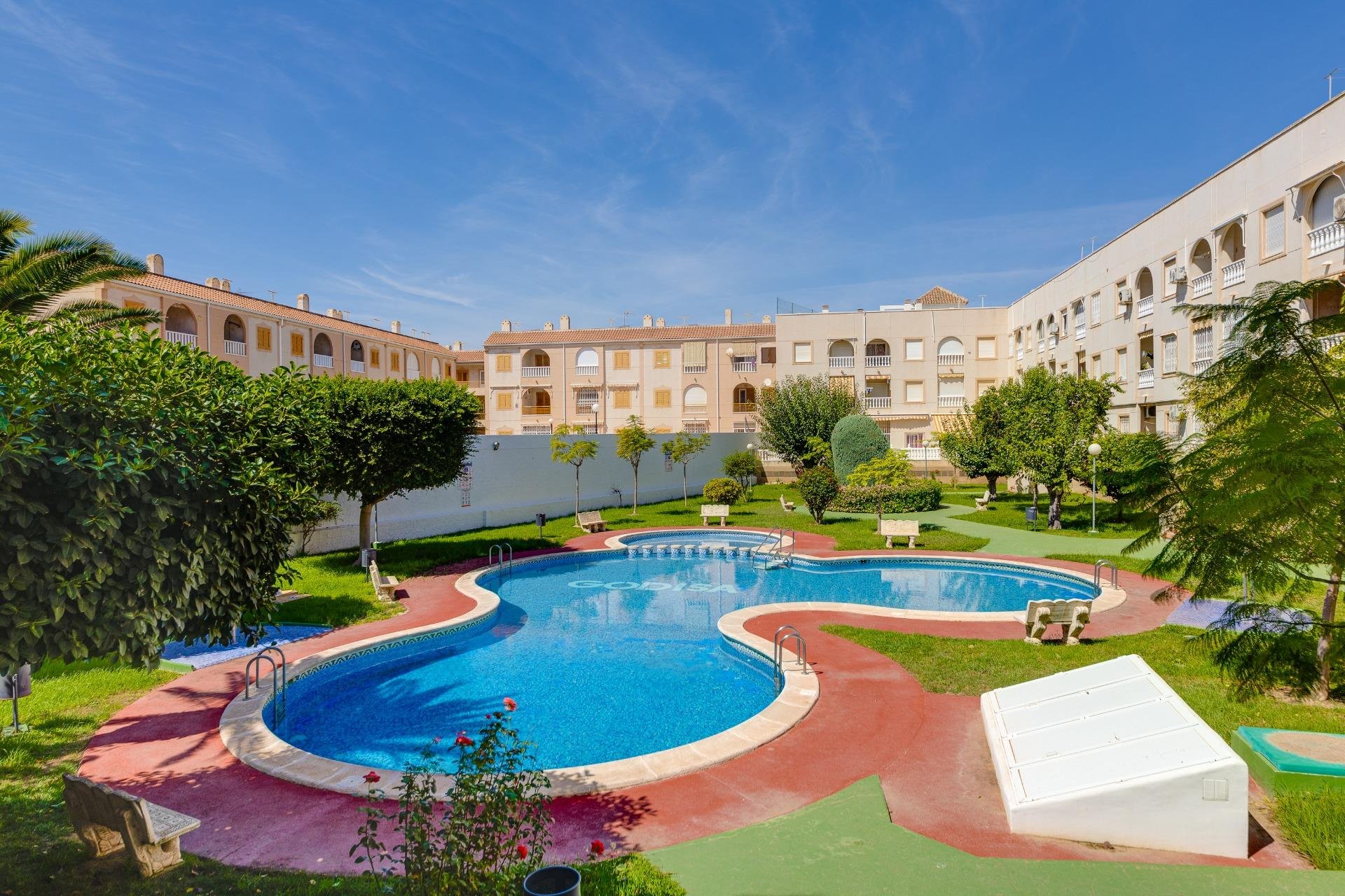 Segunda mano - Apartamento -
Torrevieja - Acequion